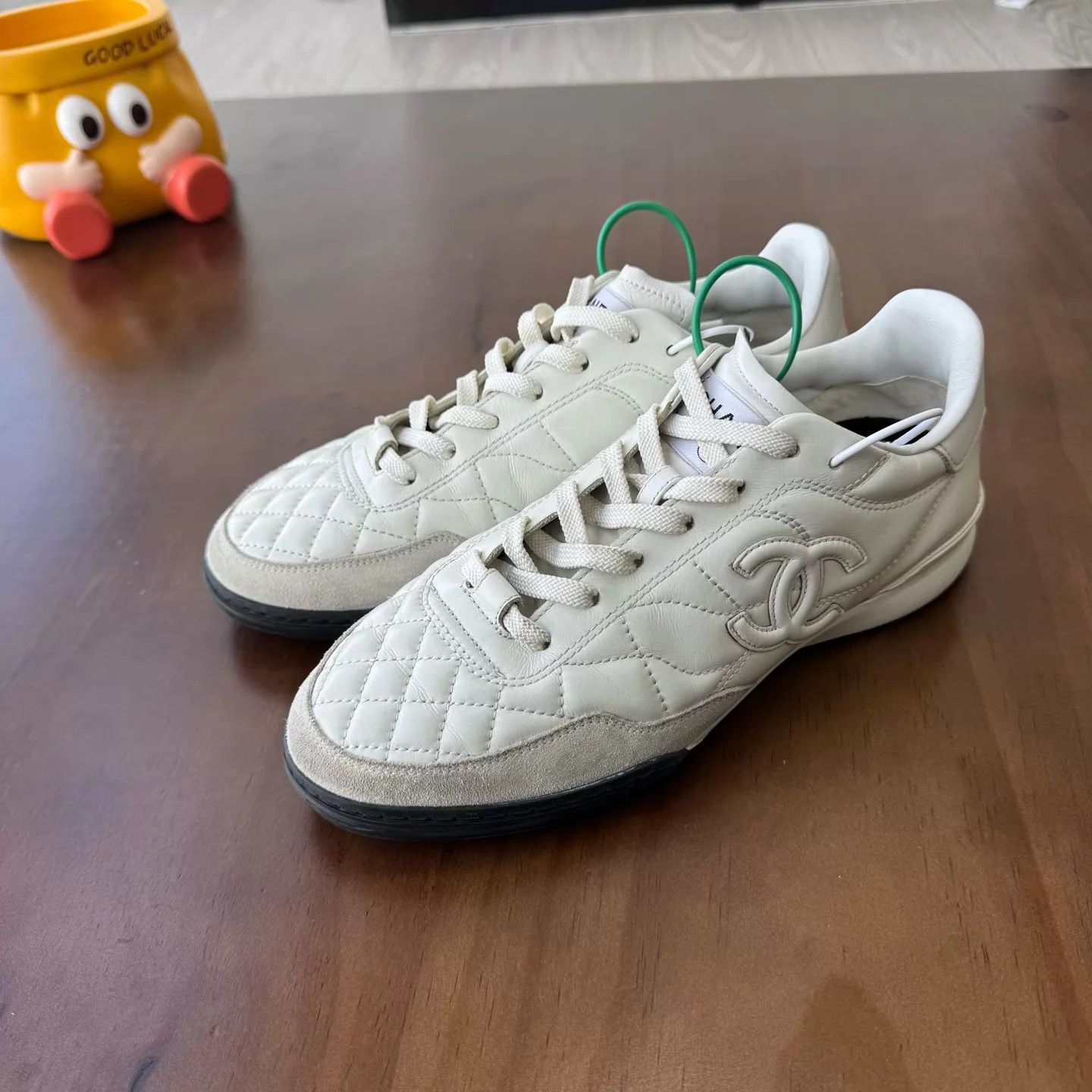 Chanel Chanel 25S White Leather Trainer EU 38 Near Mint Size US 7.5 / IT 37.5 - 1 Thumbnail