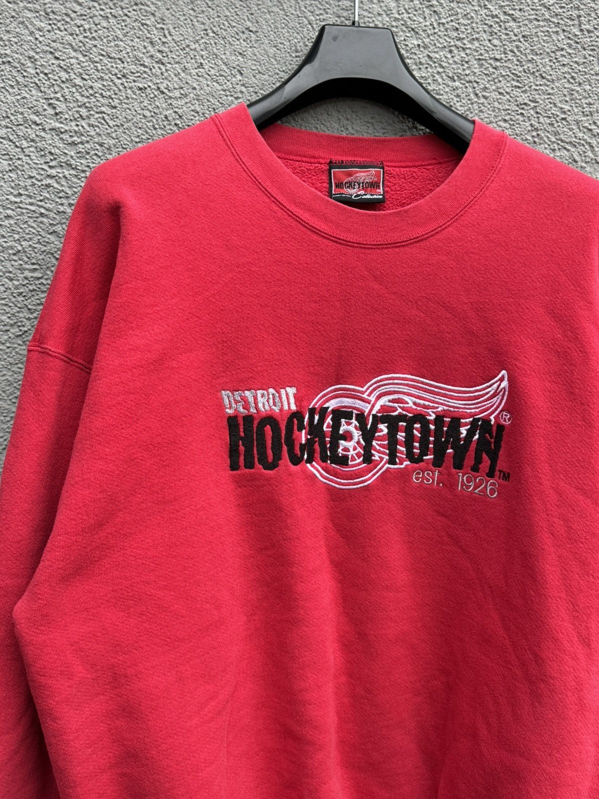 NHL × Vintage Vintage Red Wings Hockeytown Sweatshirt XL 90s NHL Size US XL / EU 56 / 4 - 2 Thumbnail