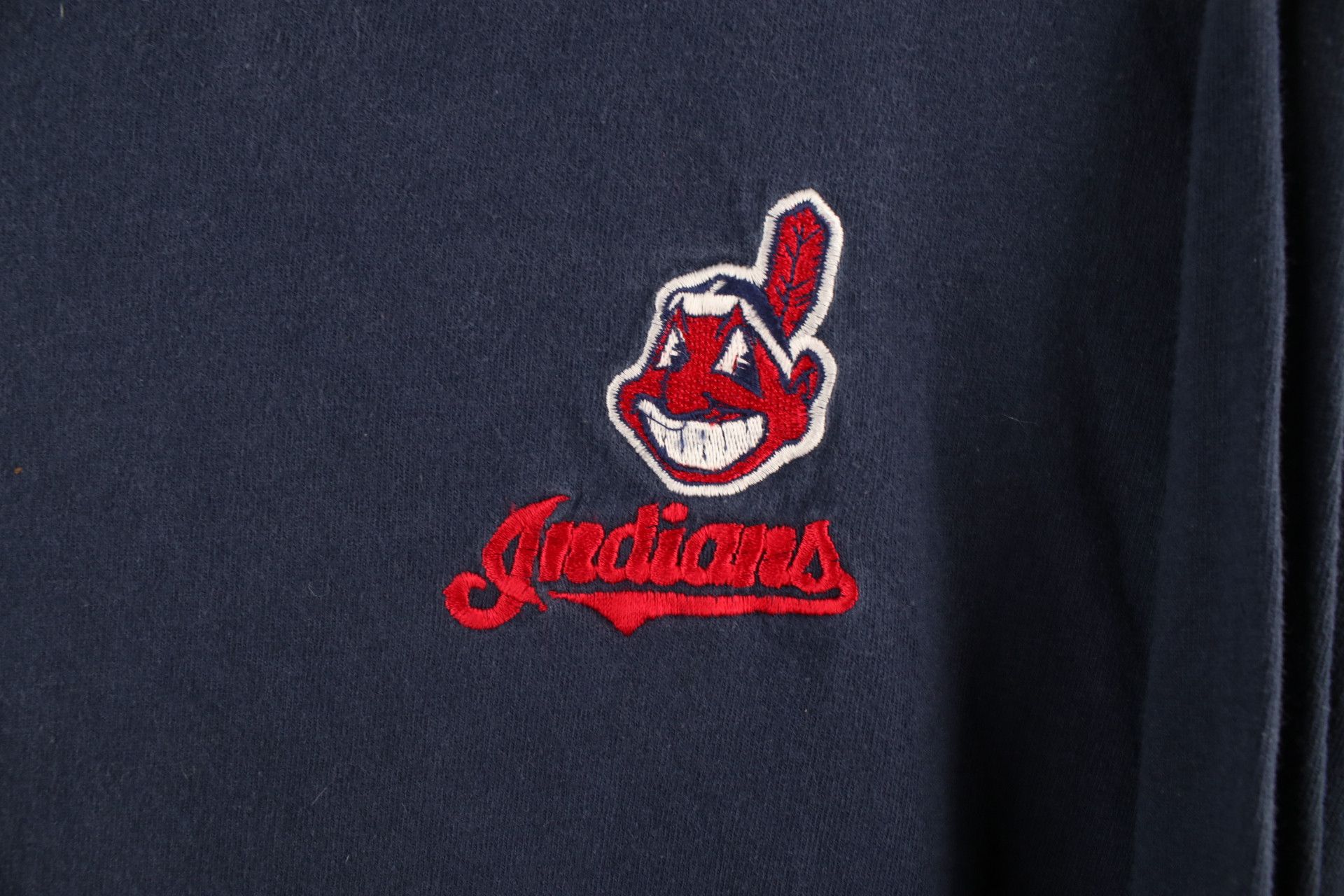 Vintage Vintage 90s Wahoo Cleveland Indians Long Sleeve T-Shirt Size US XL / EU 56 / 4 - 4 Thumbnail
