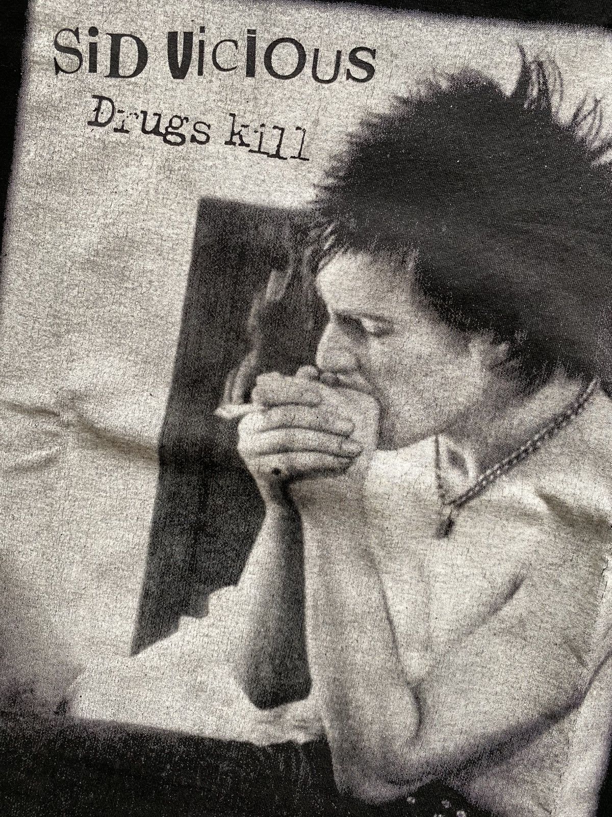 Band Tees Vintage 90s Sid Vicious Drugs Kill Tshirt Size US L / EU 52-54 / 3 - 4 Thumbnail