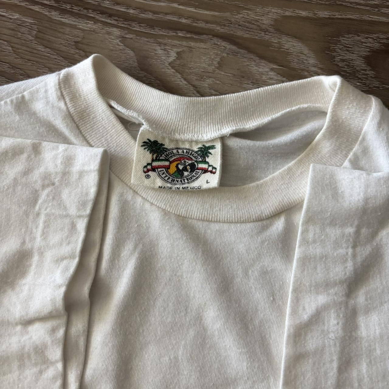 Vintage Crazy Vintage 80s White Mexico Single Stitch Graphic Tee! Fits M Size US M / EU 48-50 / 2 - 4 Thumbnail