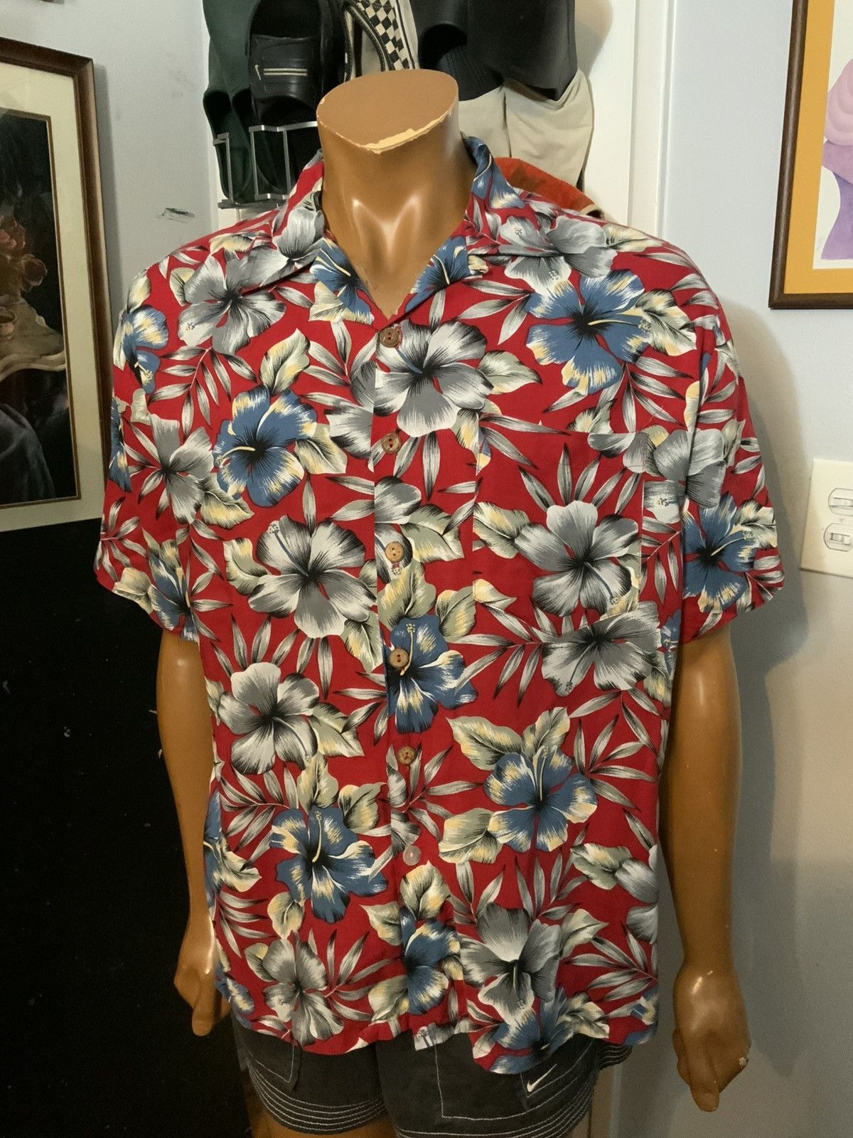 Kennington Ltd. × Vintage Vintage Hawaiian Floral Loop Collar Hula Girl Luau Shirt Size US L / EU 52-54 / 3 - 8 Thumbnail