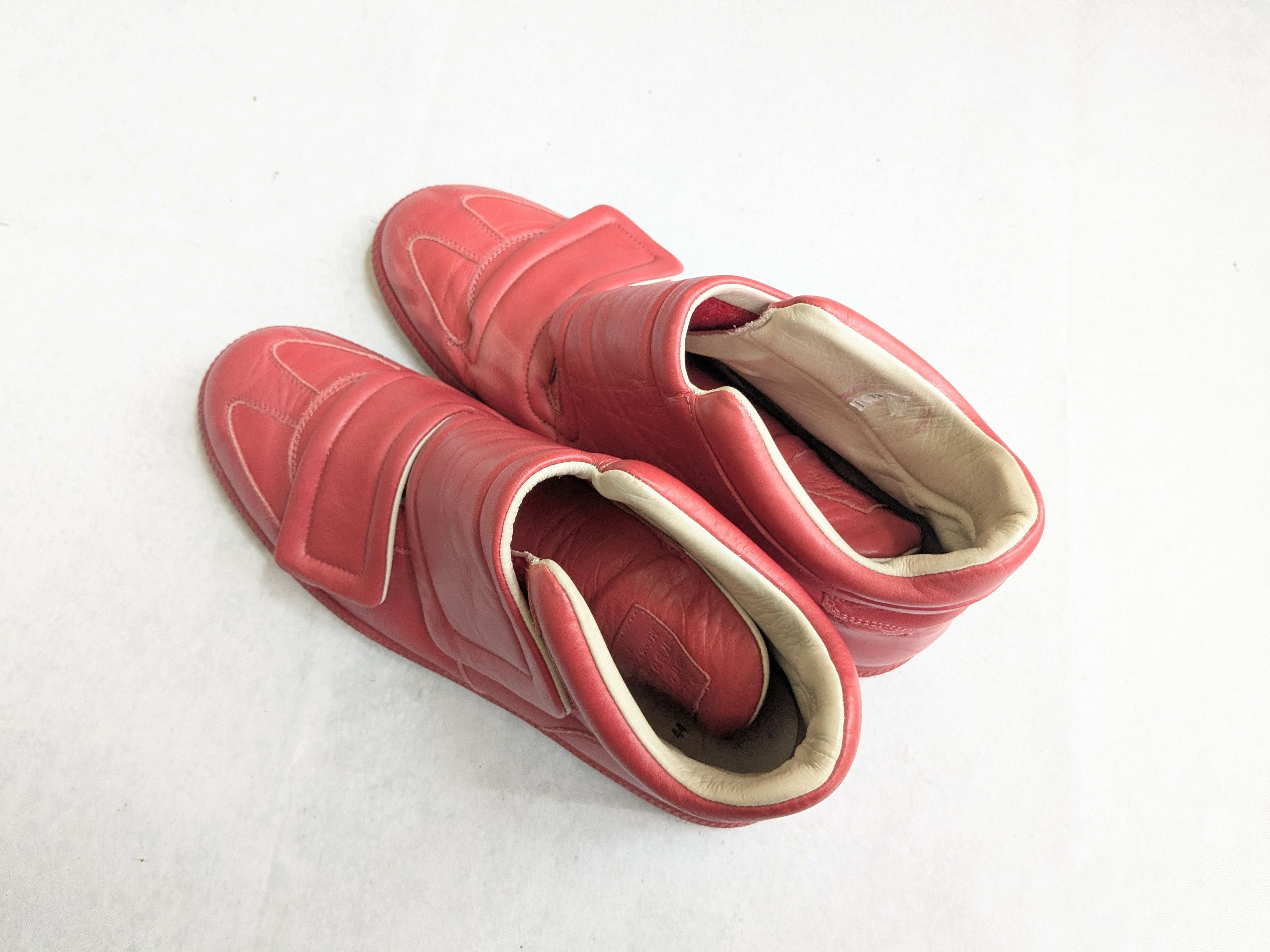 Maison Margiela Maison Margiela Clinic Sneakers Red 11 44 High Tops Leather Size US 11 / EU 44 - 21 Thumbnail