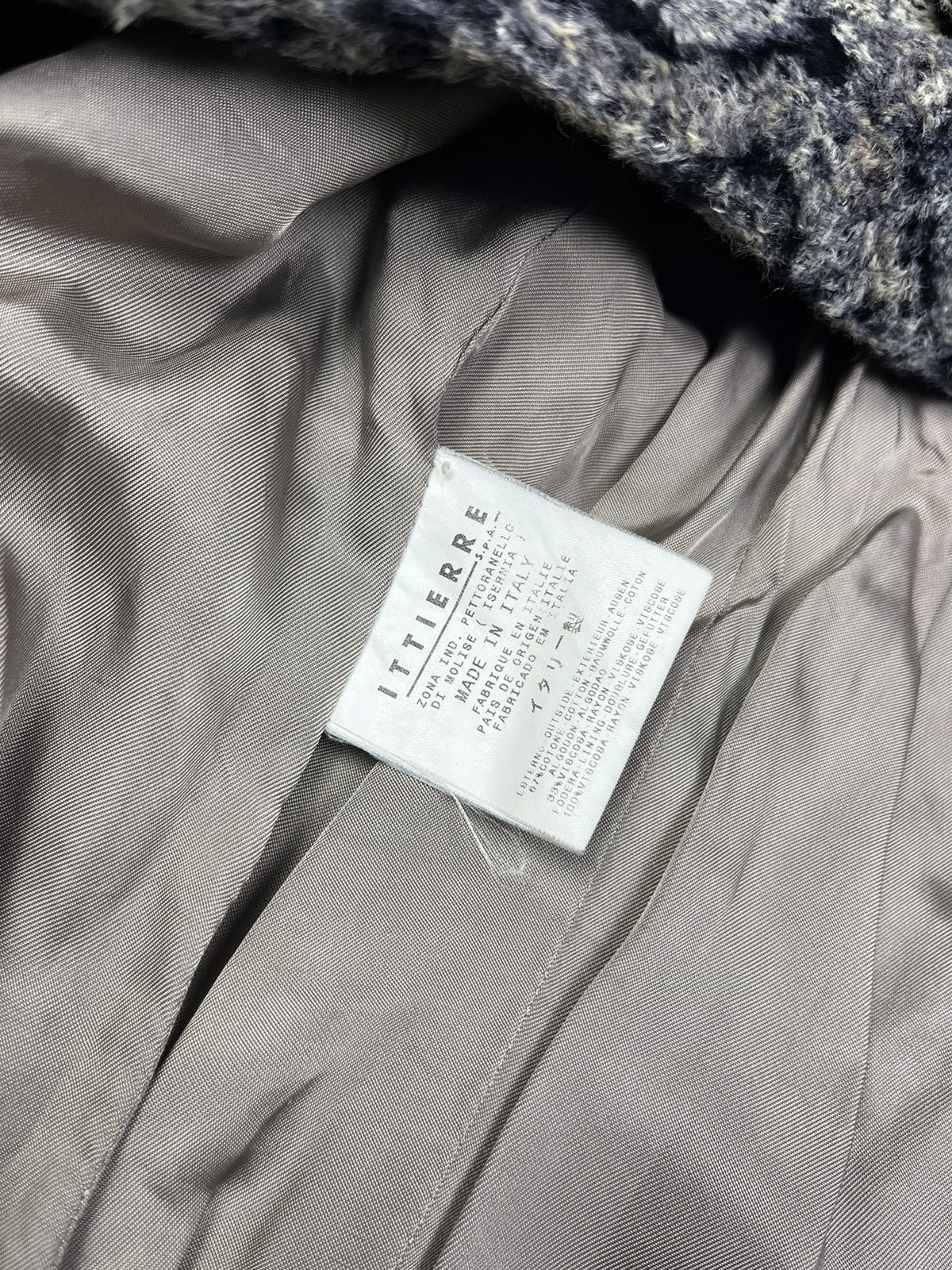 Versace Jeans Couture × Vintage Versace Jeans Couture Python Fur Coat Archival Clothing Rare Size L / US 10 / IT 46 - 7 Thumbnail