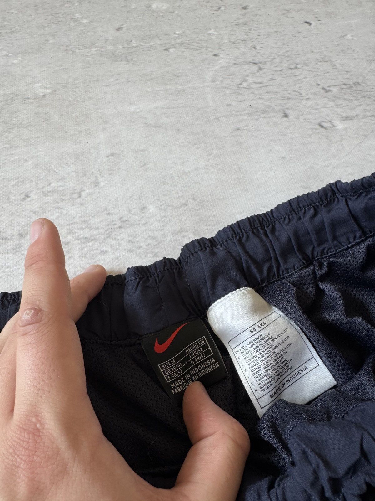 Nike × Vintage NIKE NYLON VINTAGE Y2K OVERSIZE BAGGY FIT PANTS SWEATPANTS Size US 32 / EU 48 - 6 Thumbnail