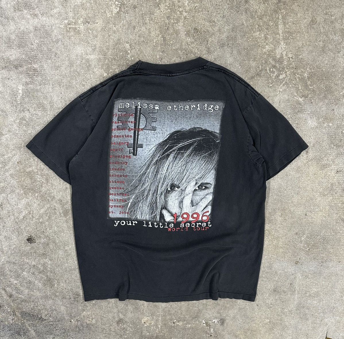Band Tees Vintage 90s Melissa Ethridge 1996 Band T-Shirt Size US L / EU 52-54 / 3 - 2 Thumbnail