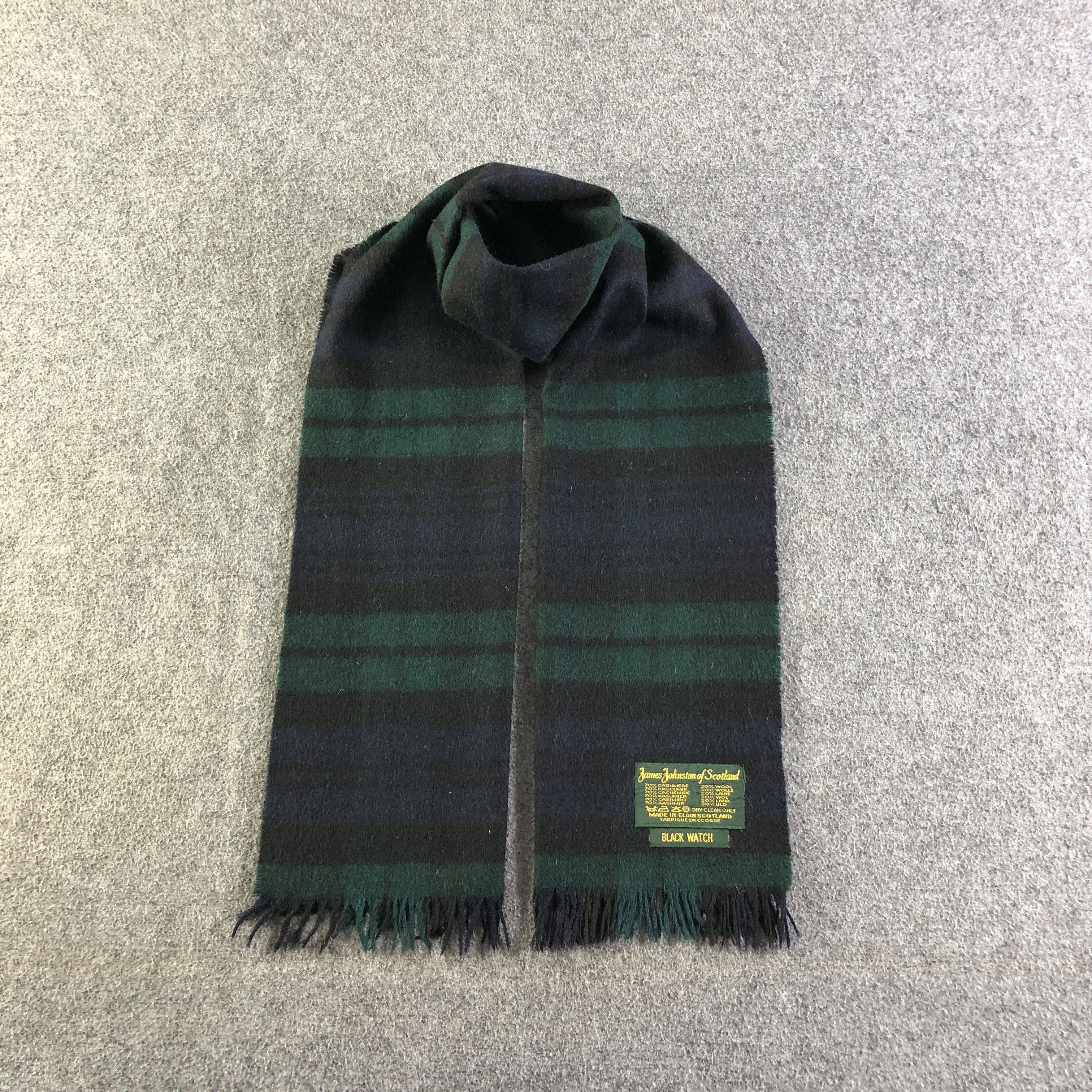 Johnstons Of Elgin Johnstons Of Elgin Cashmere Scarf Muffler Neckwear V2738 Size ONE SIZE - 1 Thumbnail