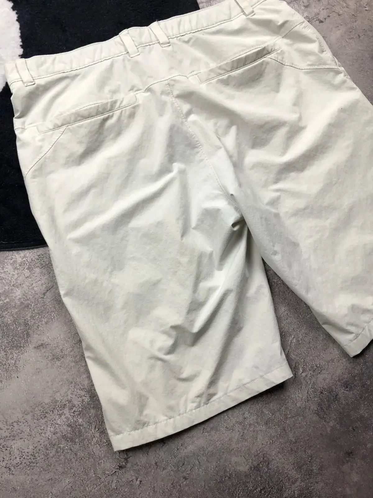 Oakley OAKLEY Hype Streetwear Outdoor Gorpcore Shorts Mini Logo Size US 32 / EU 48 - 12 Thumbnail