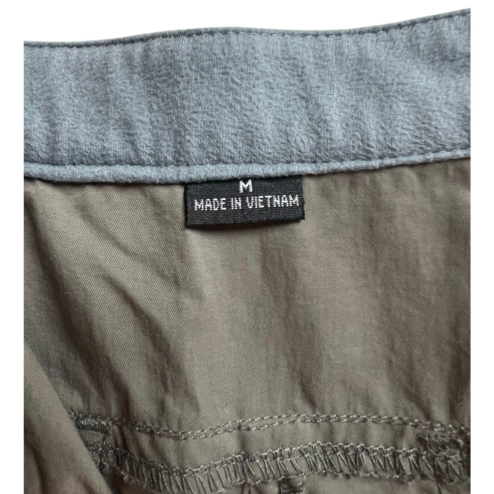 Mountain Hardwear Mountain Hardwear Men's Medium Convertible Pants Khaki Size US 34 / EU 50 - 2 Thumbnail