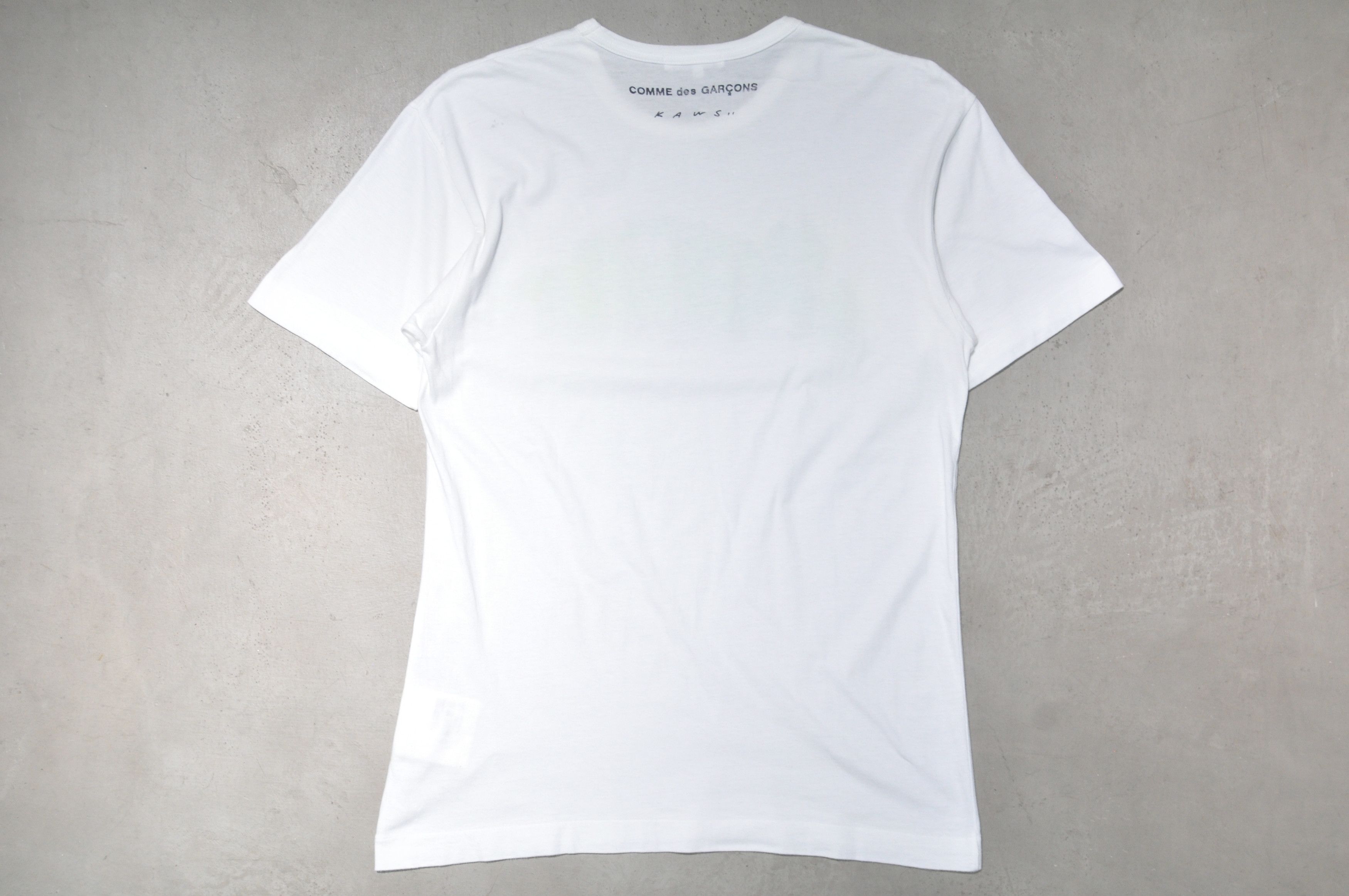 Comme des Garcons CDG - Kaws - 2007 Collab Tee Size US L / EU 52-54 / 3 - 2 Thumbnail