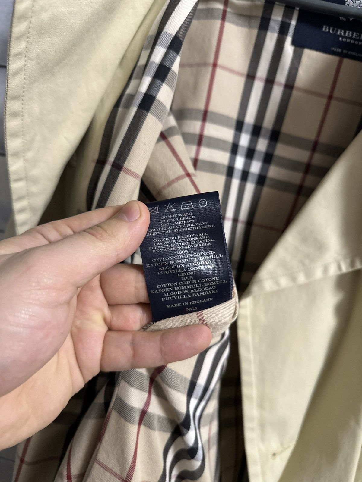 Burberry Rare Luxury Burberry WMN Coat Vintage Nova Check Size ONE SIZE - 14 Thumbnail