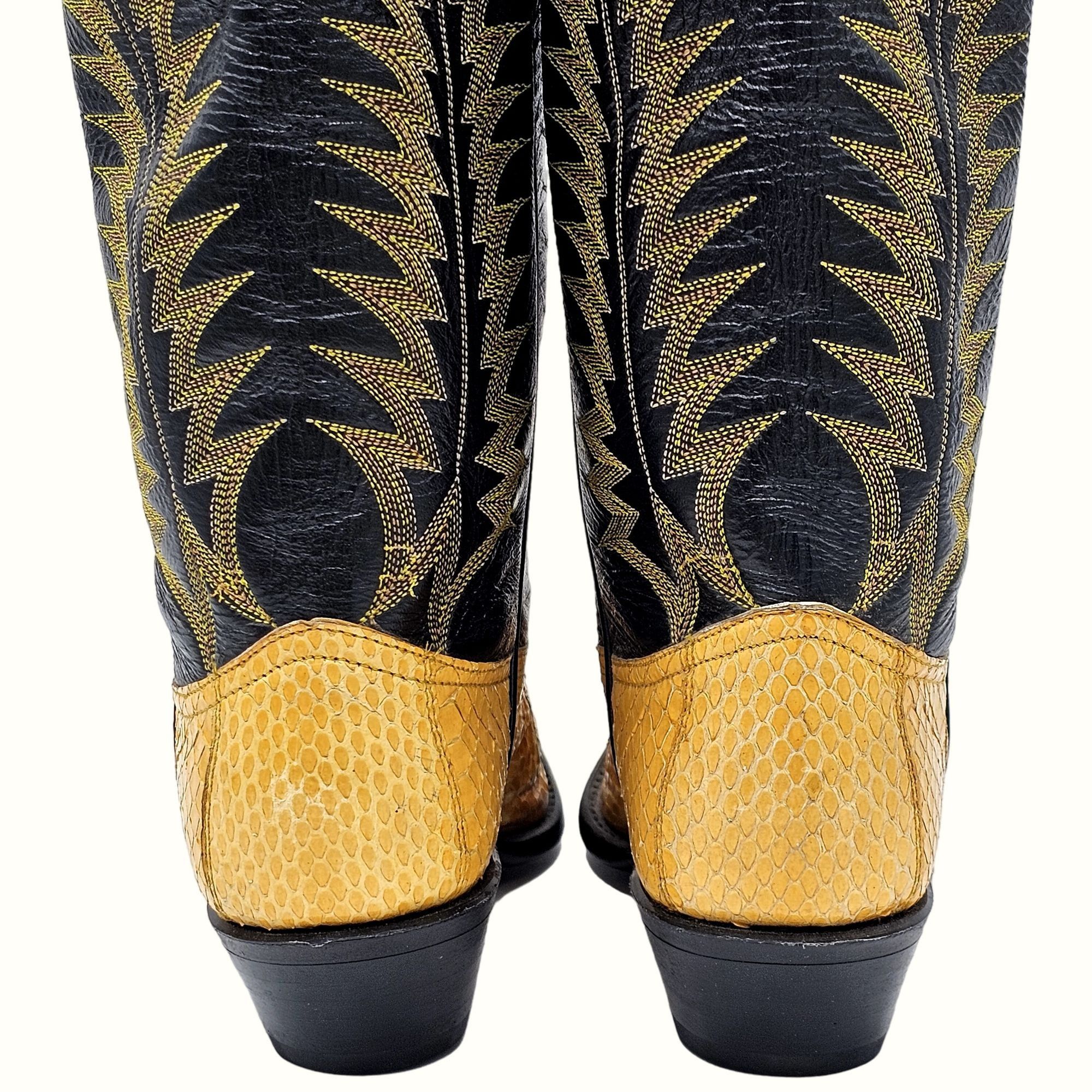 Tony Lama Vintage Tony Lama Exotic Yellow Black Python Snake Cowgirl 5 Size US 5 / IT 35 - 12 Thumbnail