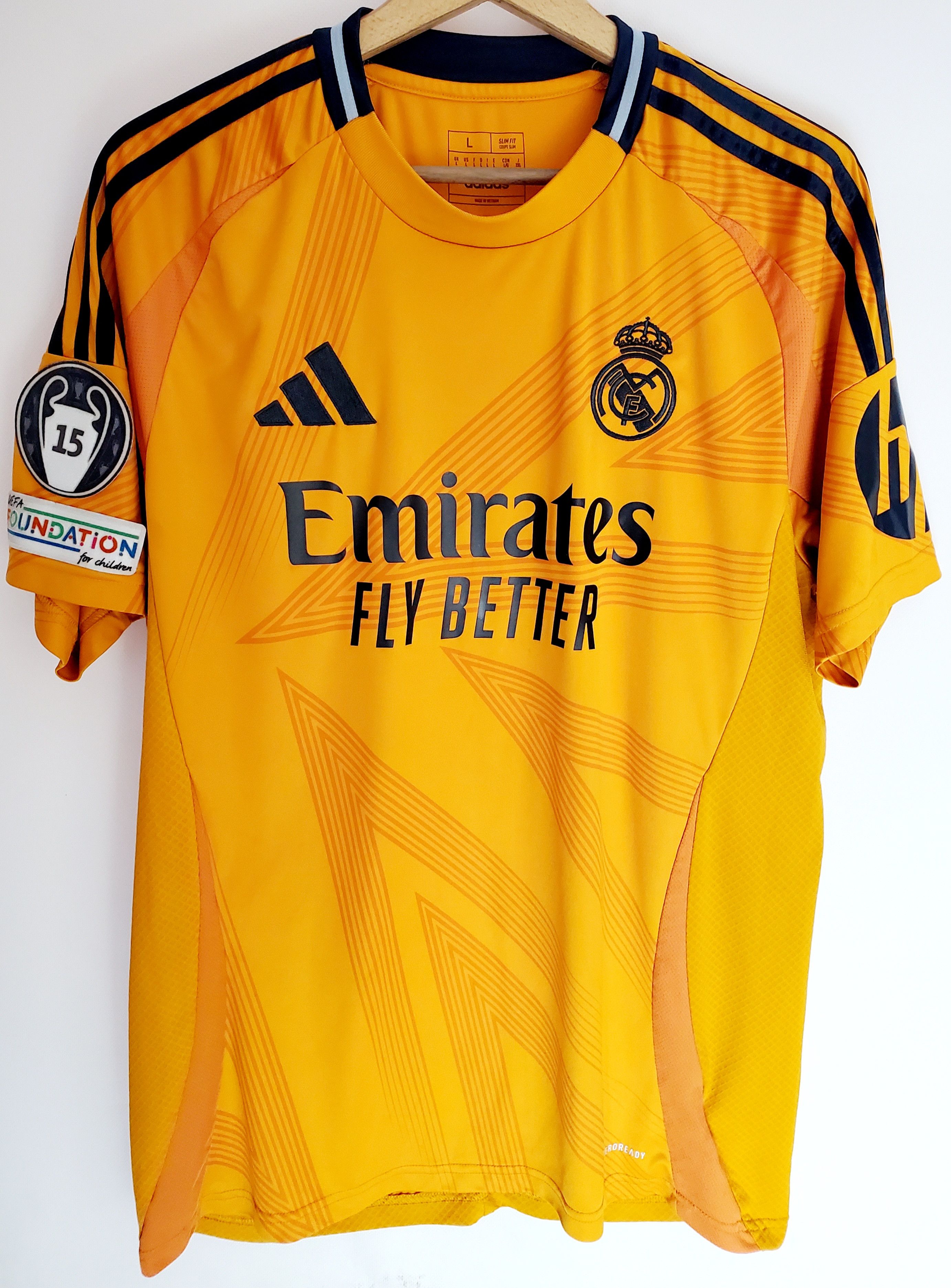 Adidas Adidas Real Madrid 2024/25 Away # 8 Valverde jersey L Size US L / EU 52-54 / 3 - 2 Thumbnail