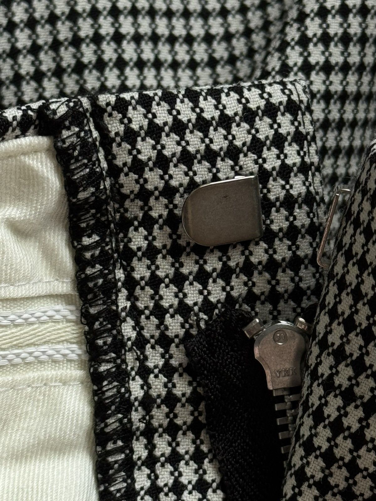 Comme des Garcons Comme Des Garcons CDG wide leg barrel fit japanese pants Size 27" / US 4 / IT 40 - 6 Thumbnail