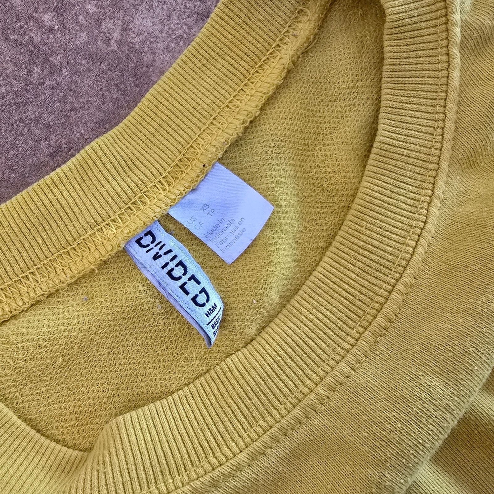 Divided Yellow Love | DIVIDED | Crewneck Sweater Size XS / US 0-2 / IT 36-38 - 4 Thumbnail
