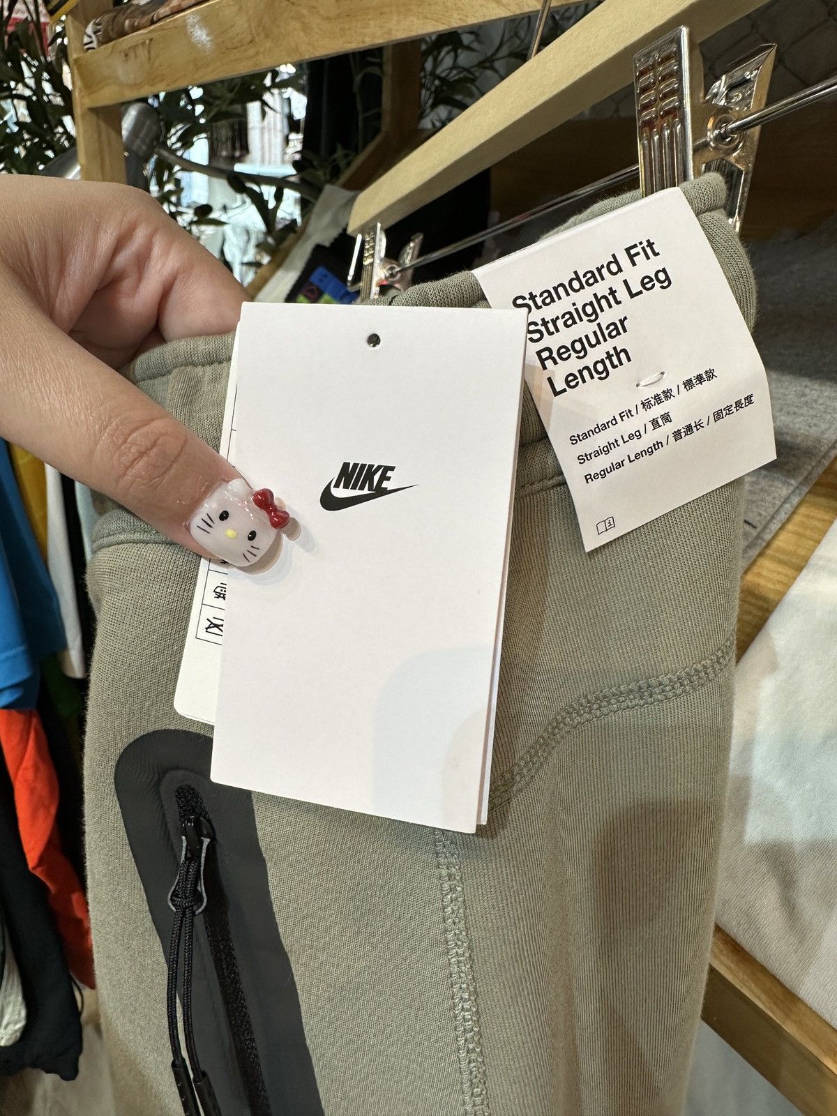 Nike Nike Tech Fleece Track Pants Size US 30 / EU 46 - 9 Thumbnail