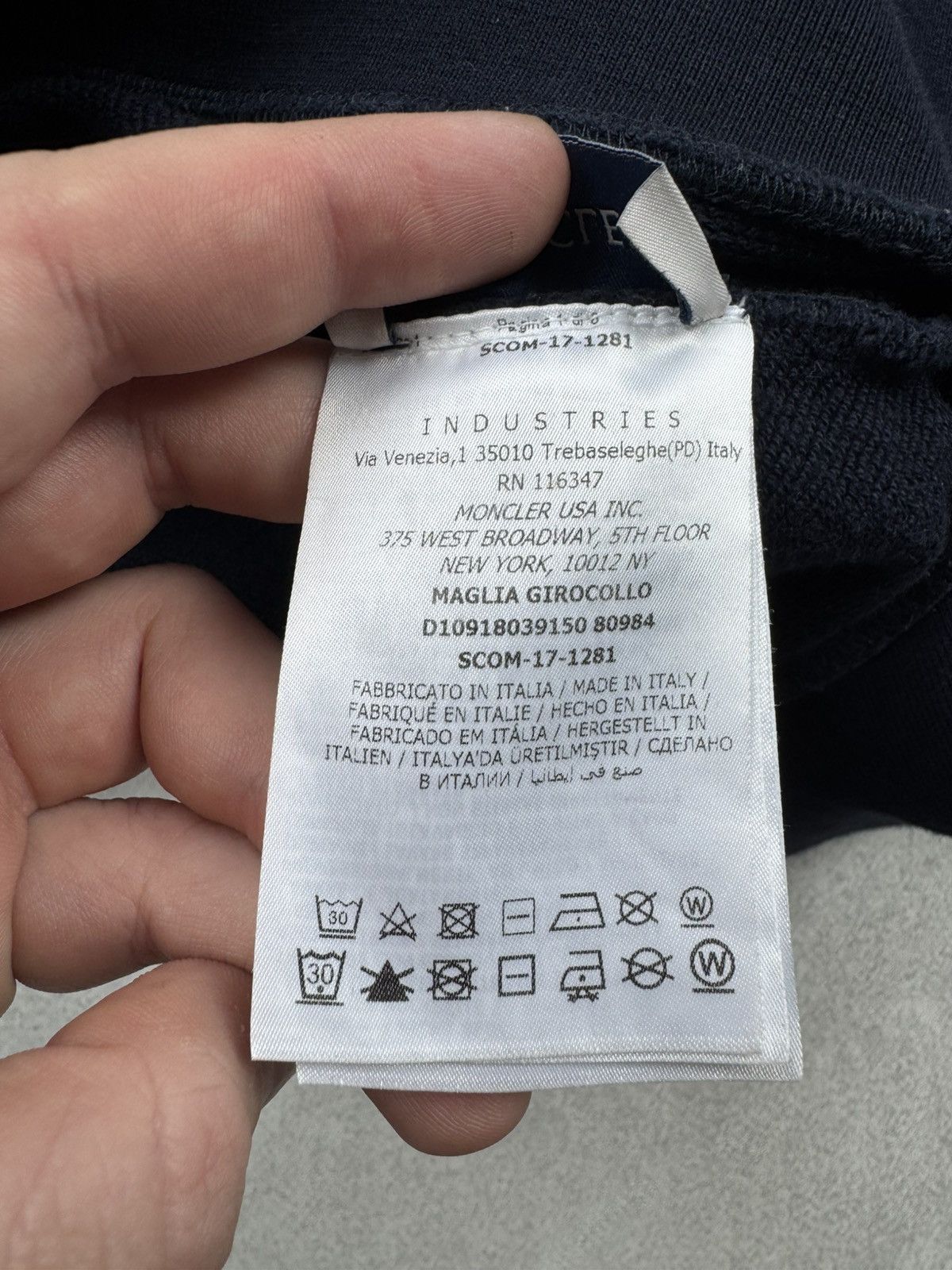 Moncler Moncler Maglia Girocollo I'm Gonna Win Blue Sweatshirt Patch Size US M / EU 48-50 / 2 - 15 Thumbnail