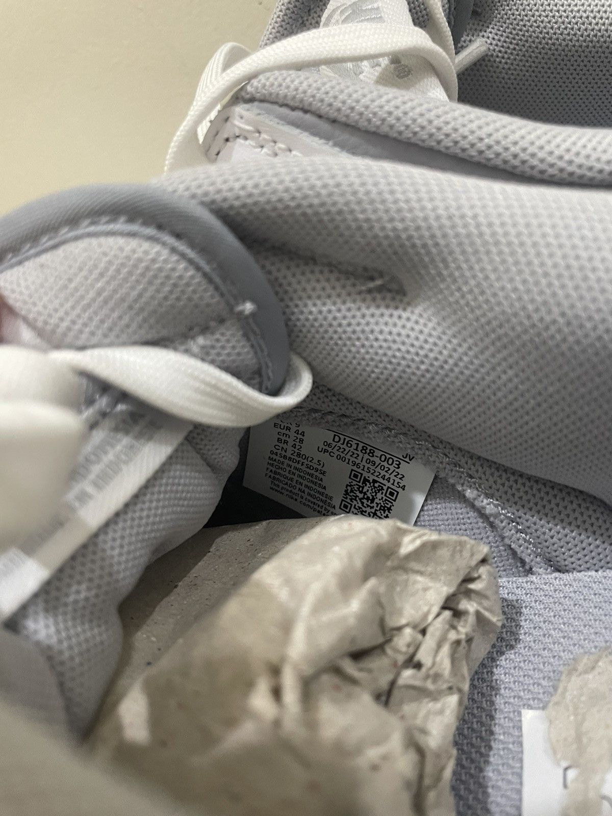 Nike ‼️Negotiable‼️ Nike Dunk Low White Neutral Grey Size US 10 / EU 43 - 6 Thumbnail