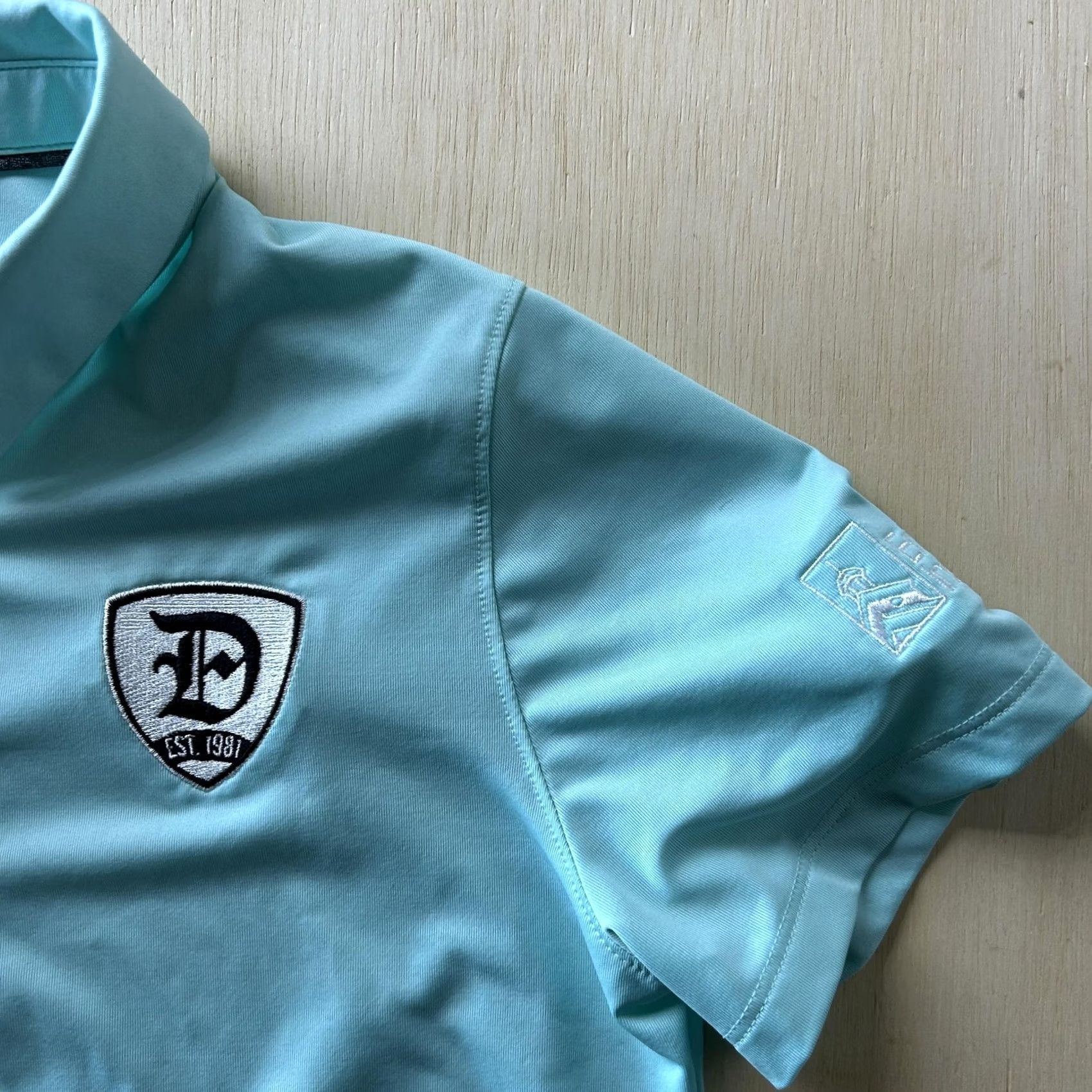 Under Armour VINTAGE Under Armour Golf Polo Shirt Womens Small Blue UPF 50 Stretch Erie Insurance Size S / US 4 / IT 40 - 2 Thumbnail