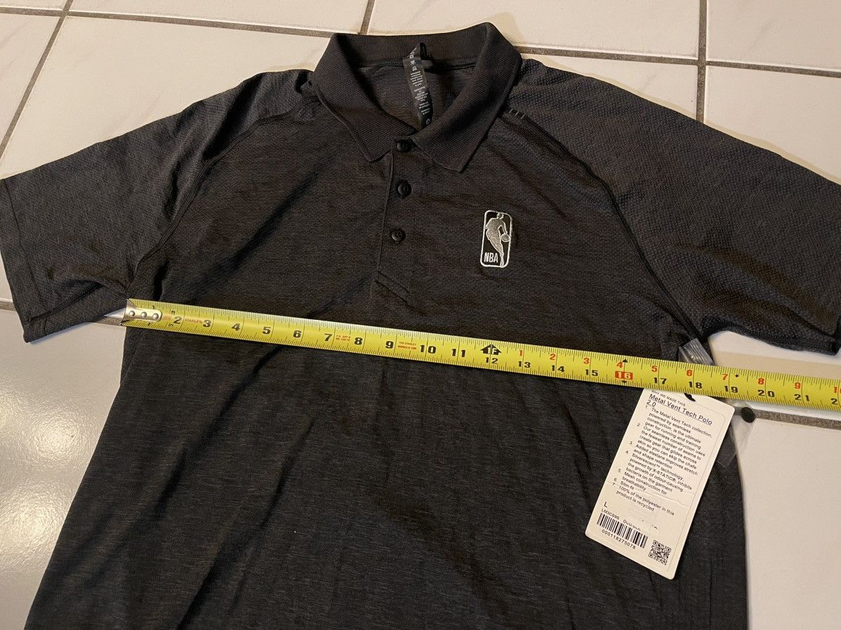 Lululemon Lululemon Shirt Mens Large Metal Vent Tech Polo Shirt NBA Size US L / EU 52-54 / 3 - 6 Thumbnail
