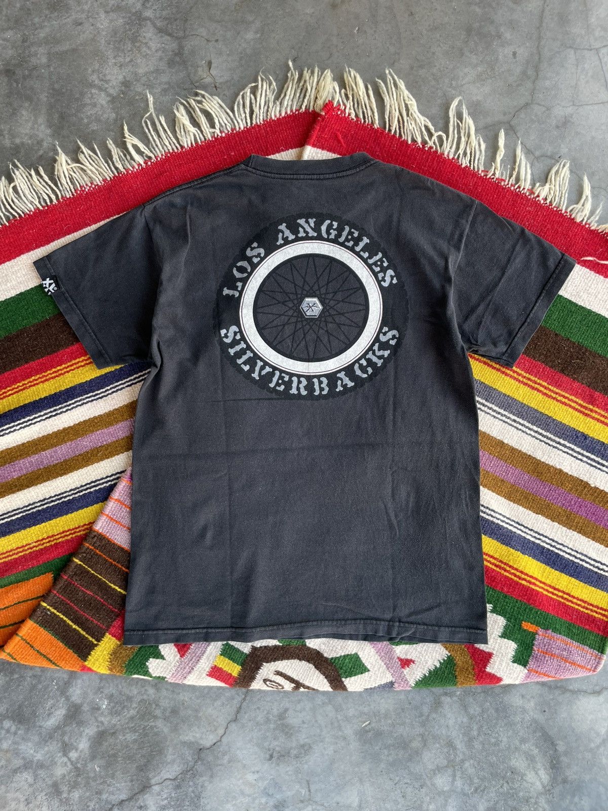 Other VTG 00s XLarge : Los Angeles Silverback Size US M / EU 48-50 / 2 - 4 Thumbnail