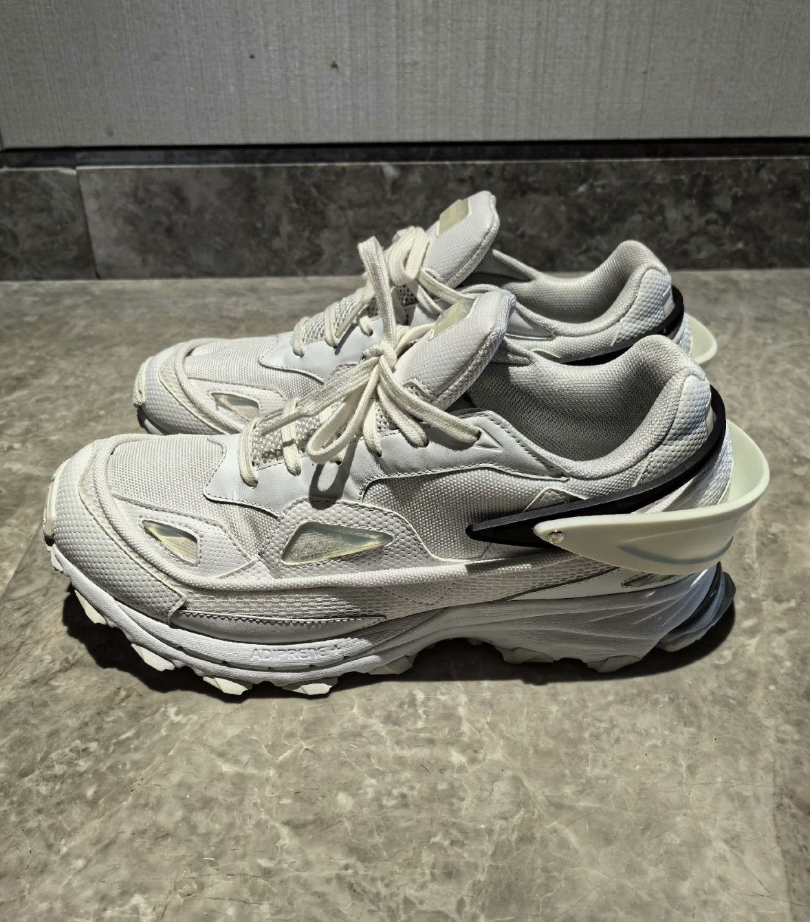 Raf Simons Raf Simons Adidas Trail First Generation White Buckle Size US 9 / EU 42 - 2 Thumbnail