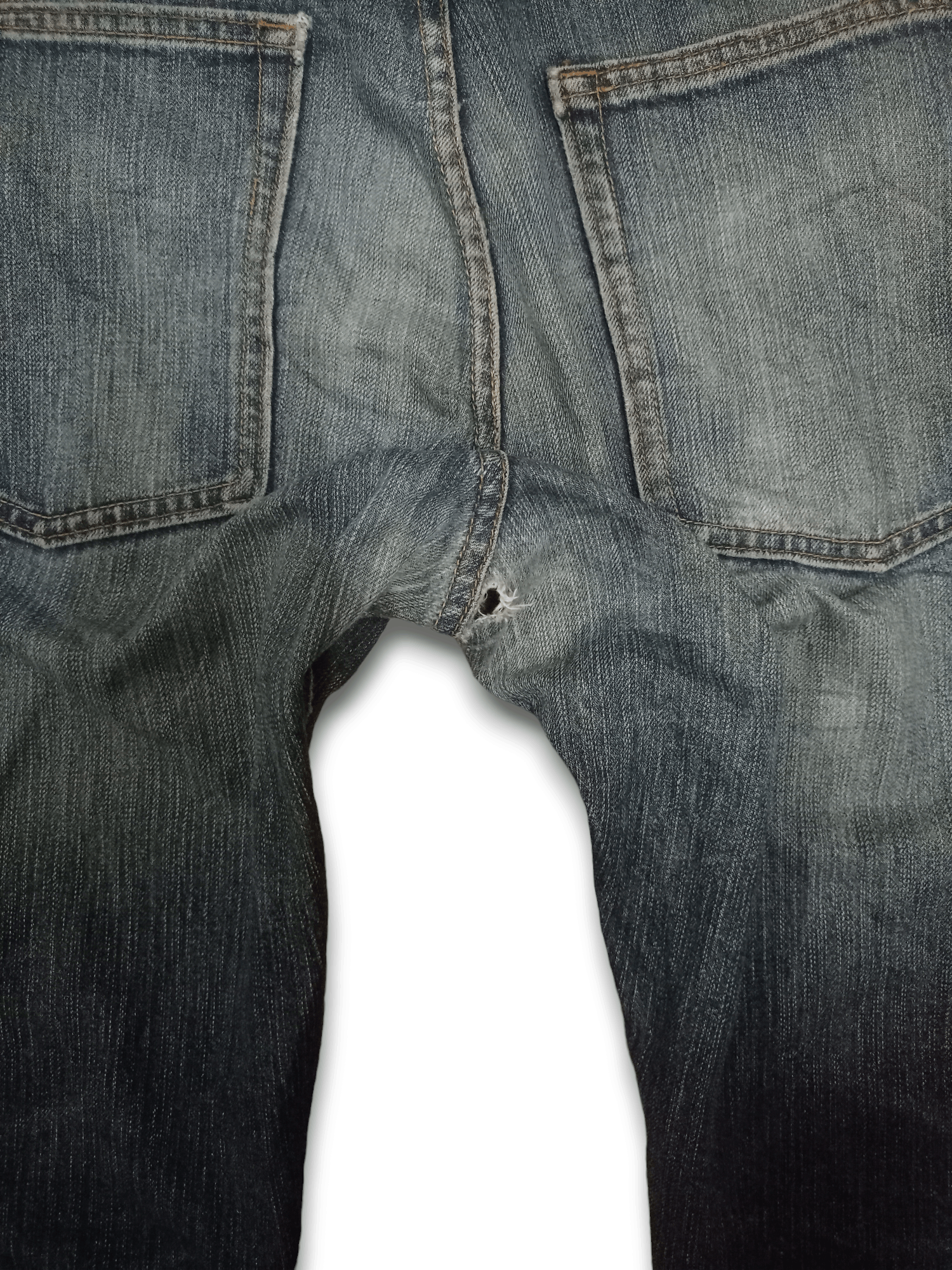 Japanese Brand Vintage Japanese Brand Blue Wash Distressed Baggy Jeans Size US 35 - 9 Thumbnail