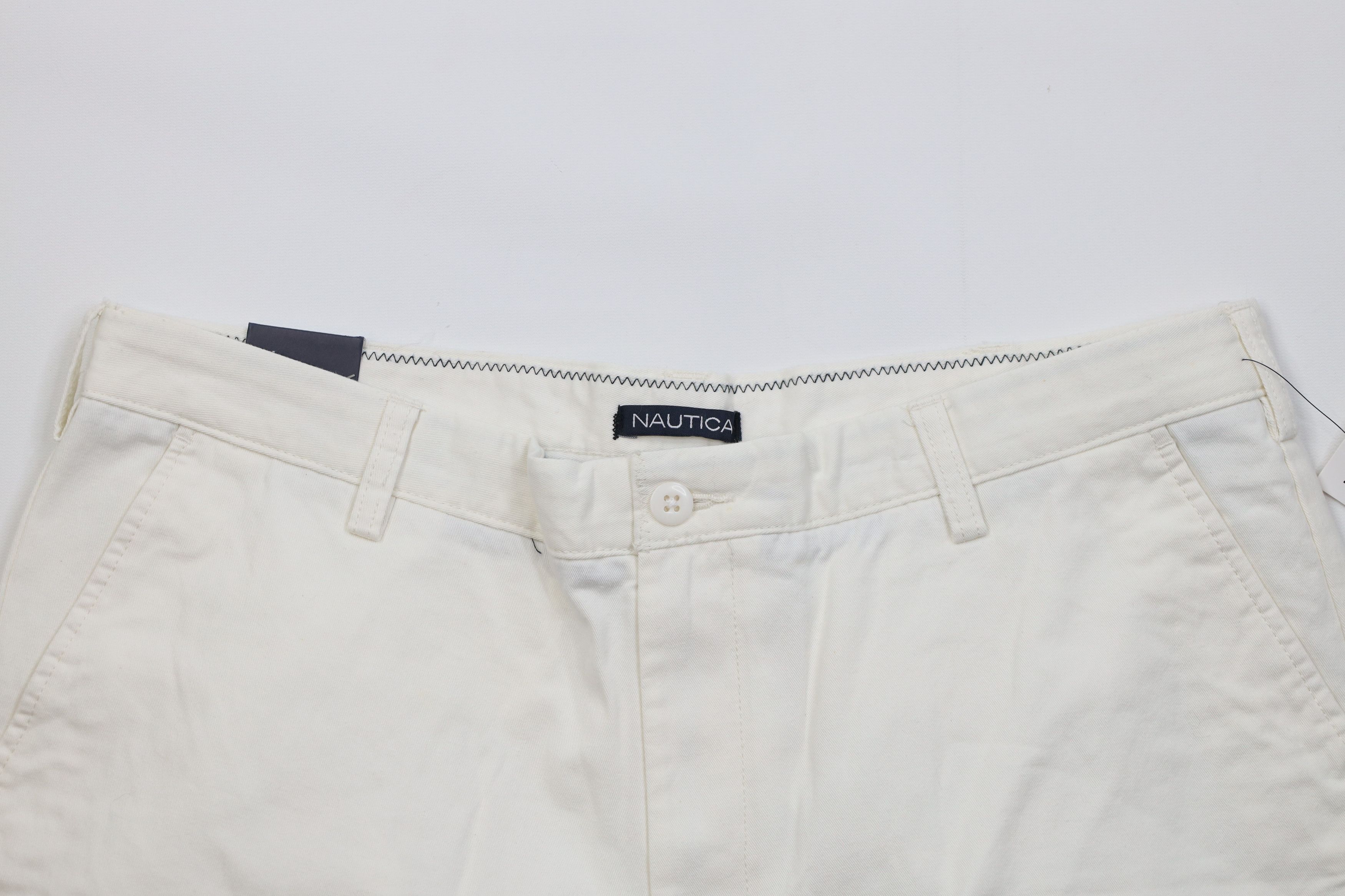 Nautica Deadstock Vintage Y2K Nautica Chino Golf Shorts White Cotton Size US 38 / EU 54 - 2 Thumbnail