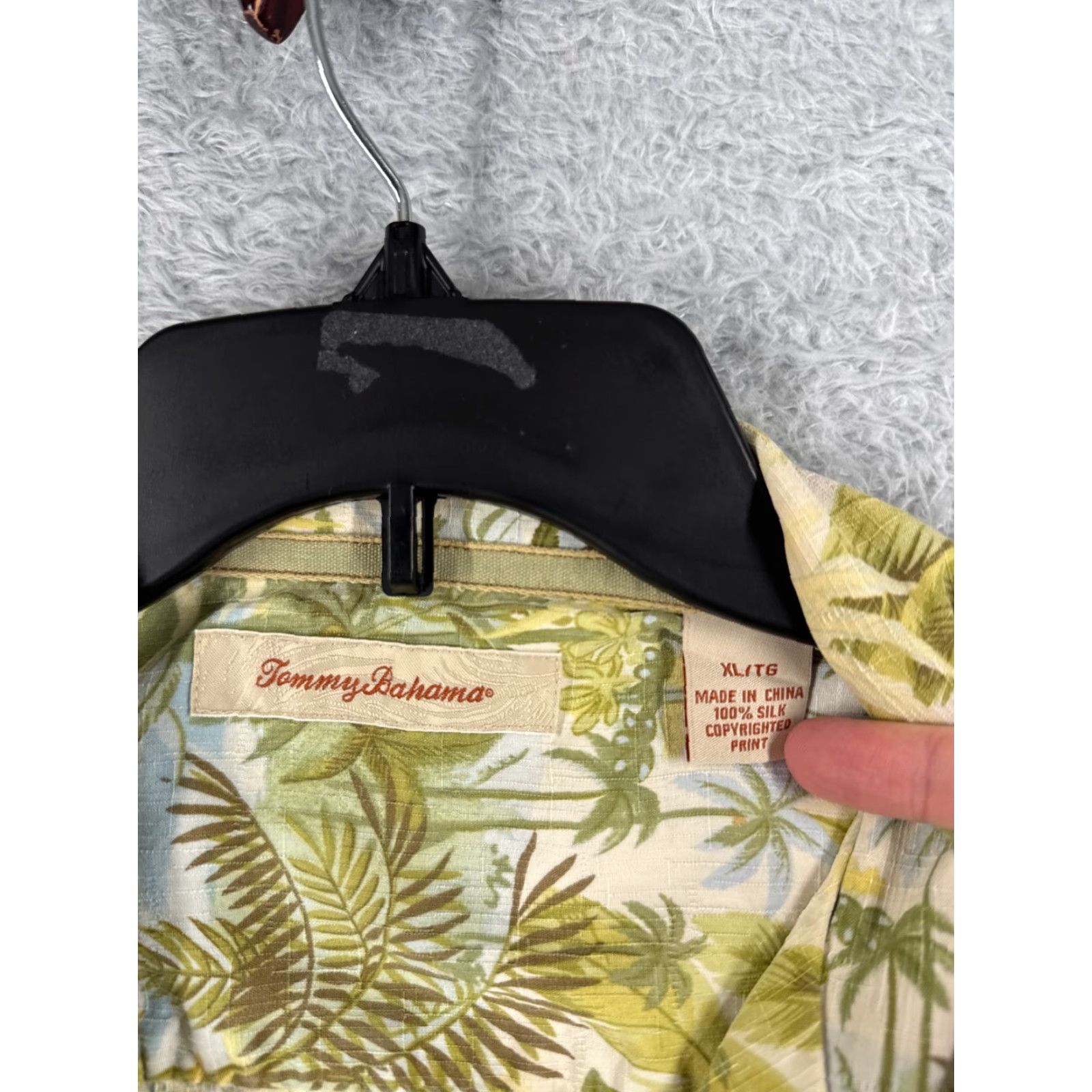 Tommy Bahama Tommy Bahama Shirt Men XL Green Palm Island Ocean Silk Hawaiian Size US XL / EU 56 / 4 - 7 Thumbnail