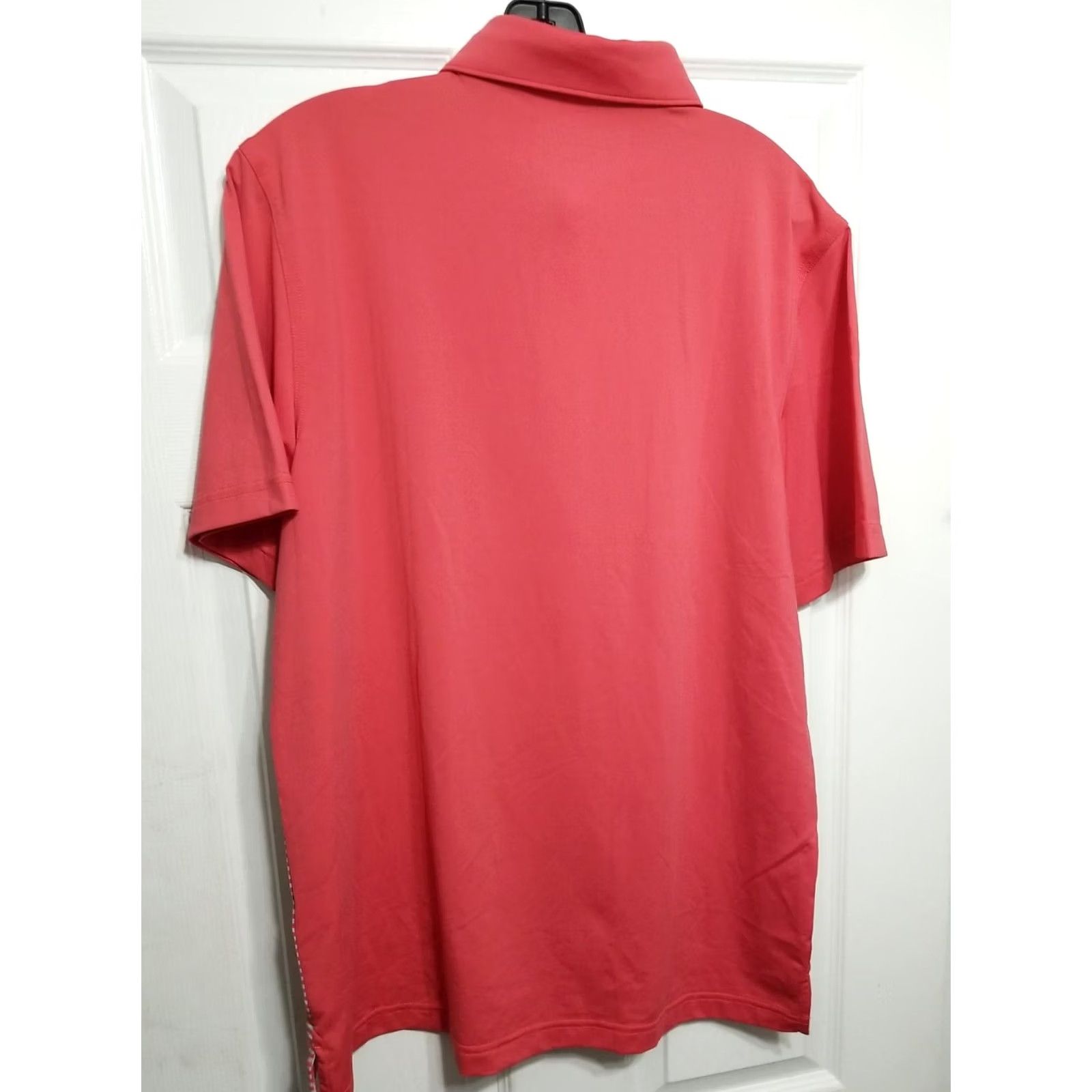 Vineyard Vines Vineyard Vines Performance Polo shirt golf dry fit Men M Multicolor Stripe Pattern Short Sleeve Button Collared Neckline 21.5 chest 29 length Size US M / EU 48-50 / 2 - 4 Thumbnail