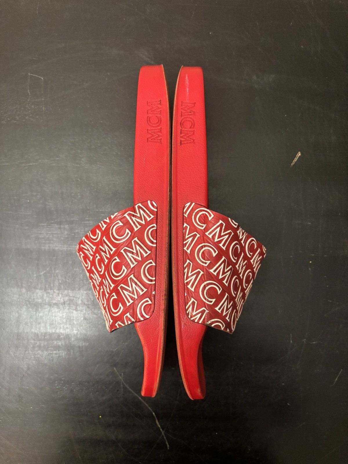 MCM MCM Repeating Logo Rubber Slides Red Size US 12 / EU 45 - 4 Thumbnail