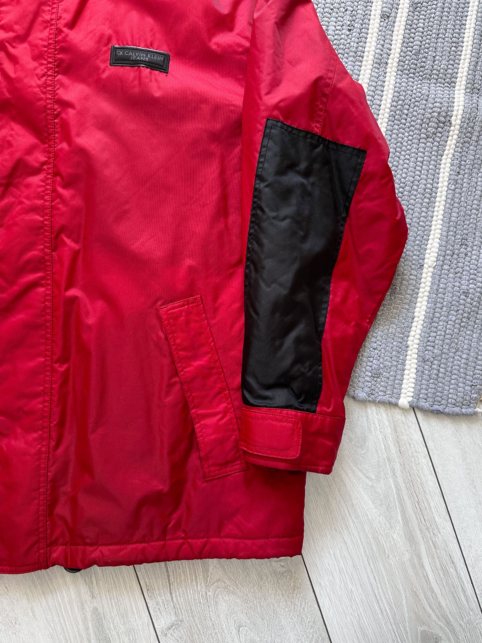 Calvin Klein Vintage Calvin Klein Jeans Windbreaker Jacket Size US L / EU 52-54 / 3 - 7 Thumbnail