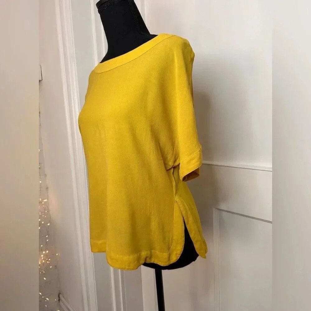 H&M H&M Mustard Blouse in Viscose Size 2 Size XS / US 0-2 / IT 36-38 - 4 Thumbnail