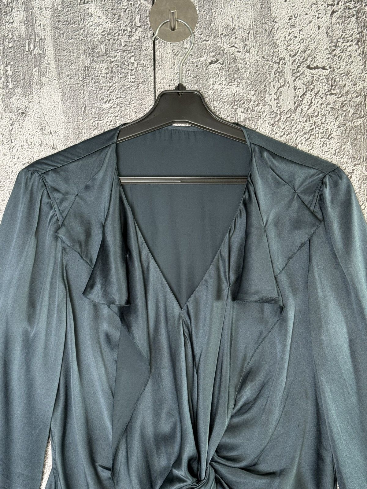Prada Prada 100% Silk Draped Knot Blouse Top Made In Italy Size S / US 4 / IT 40 - 2 Thumbnail