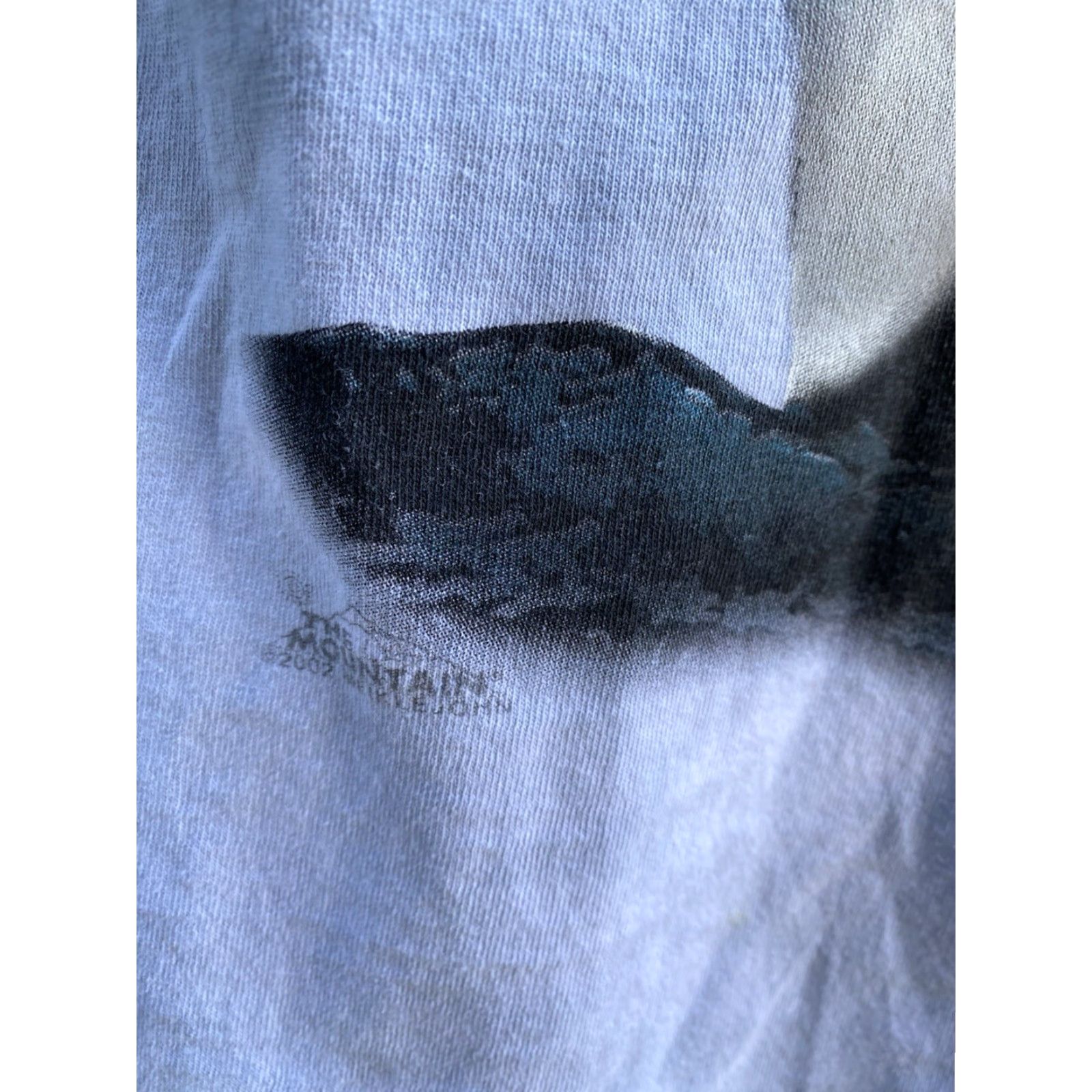 The Mountain VINTAGE The Mountain T-Shirt Penguin Penguins 2002 Nature Tee Size XL Gray Cotton Men Short Sleeve Graphic Print Shirt XL Mens Size US XL / EU 56 / 4 - 6 Thumbnail