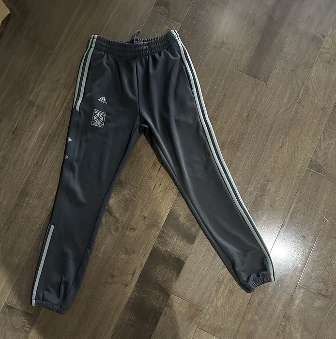 Adidas Adidas Yeezy Calabasas Sweatpants Size XS | Grailed