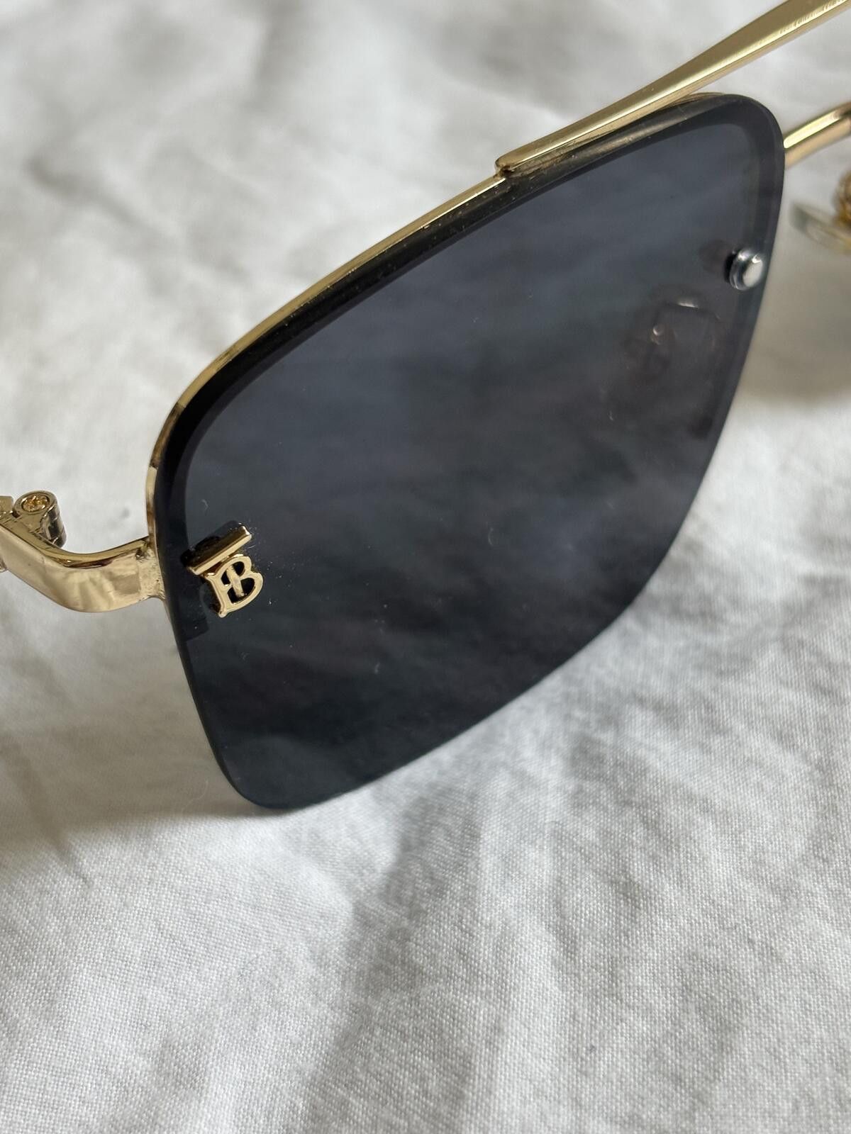 Burberry Burberry - Square Gradient Lens Sunglasses with Gold Frame Size ONE SIZE - 5 Thumbnail