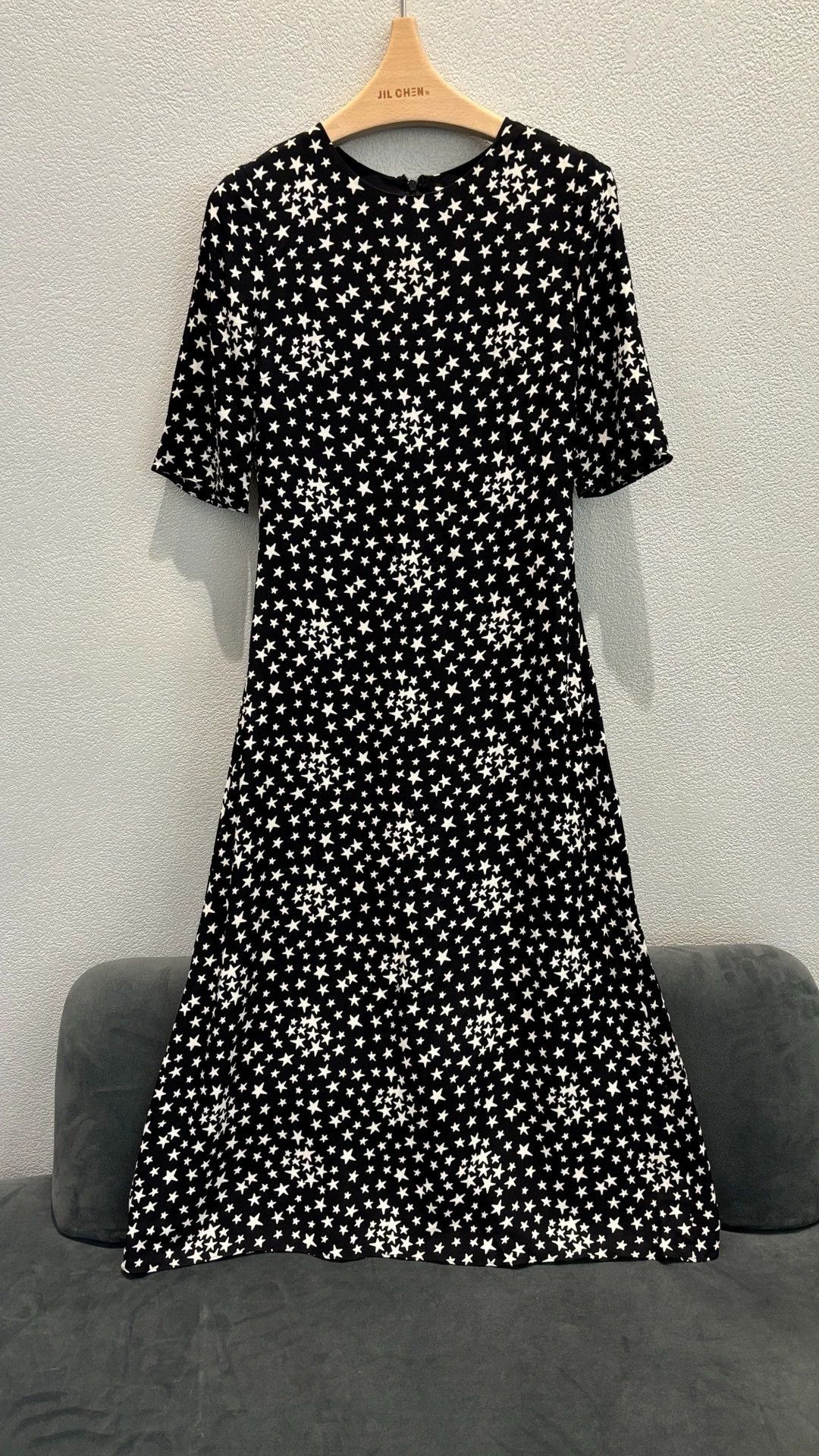 Saint Laurent Paris Saint Laurent Paris Mulberry silk star dress Size US 36 / EU 52 - 1 Thumbnail