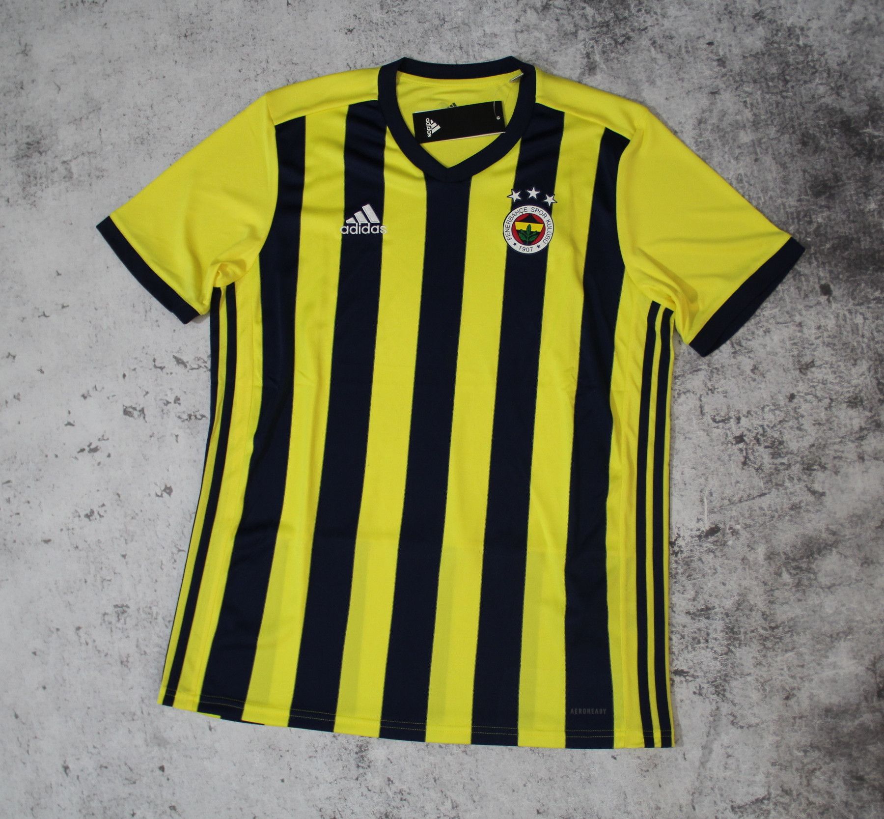 Adidas Fenerbahce 2020 2021 HOME FOOTBALL JERSEY ADIDAS GD3746 Size US M / EU 48-50 / 2 - 1 Thumbnail