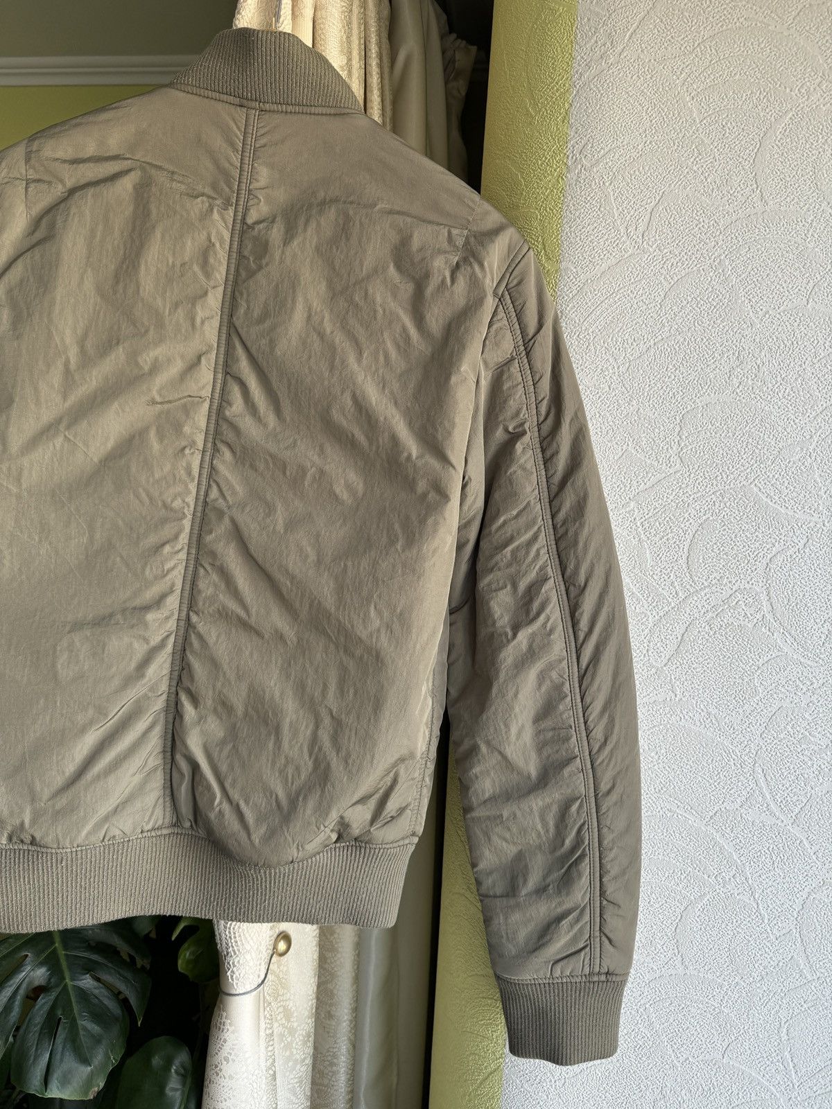 Allsaints AllSaints Nylon Bomber Jacket Khaki Military Avant Garde Size US S / EU 44-46 / 1 - 12 Thumbnail