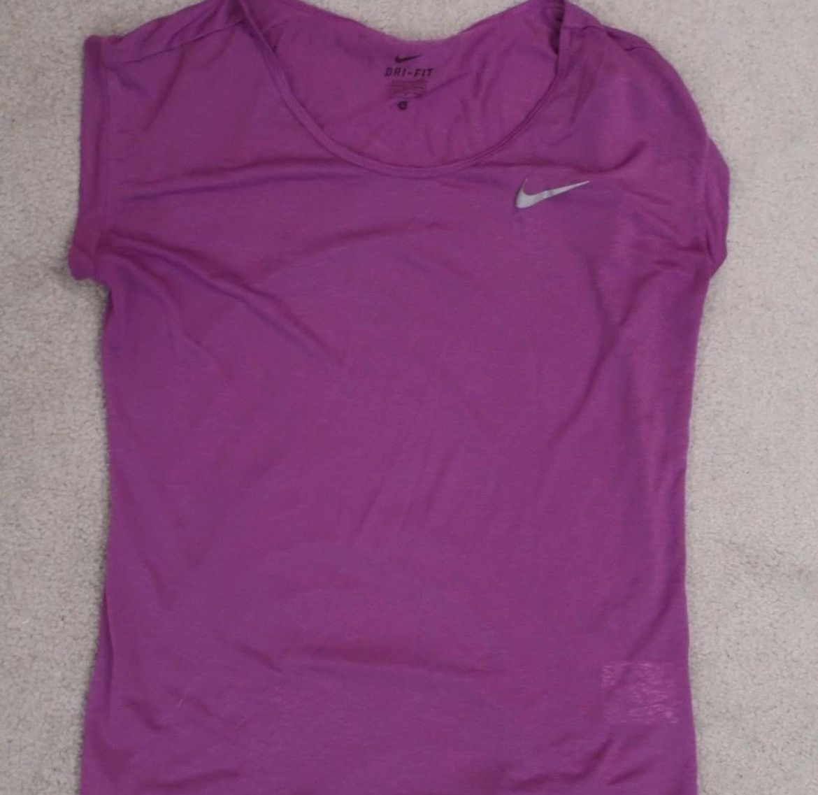 Nike Nike dri fit top Size S / US 4 / IT 40 - 1 Thumbnail