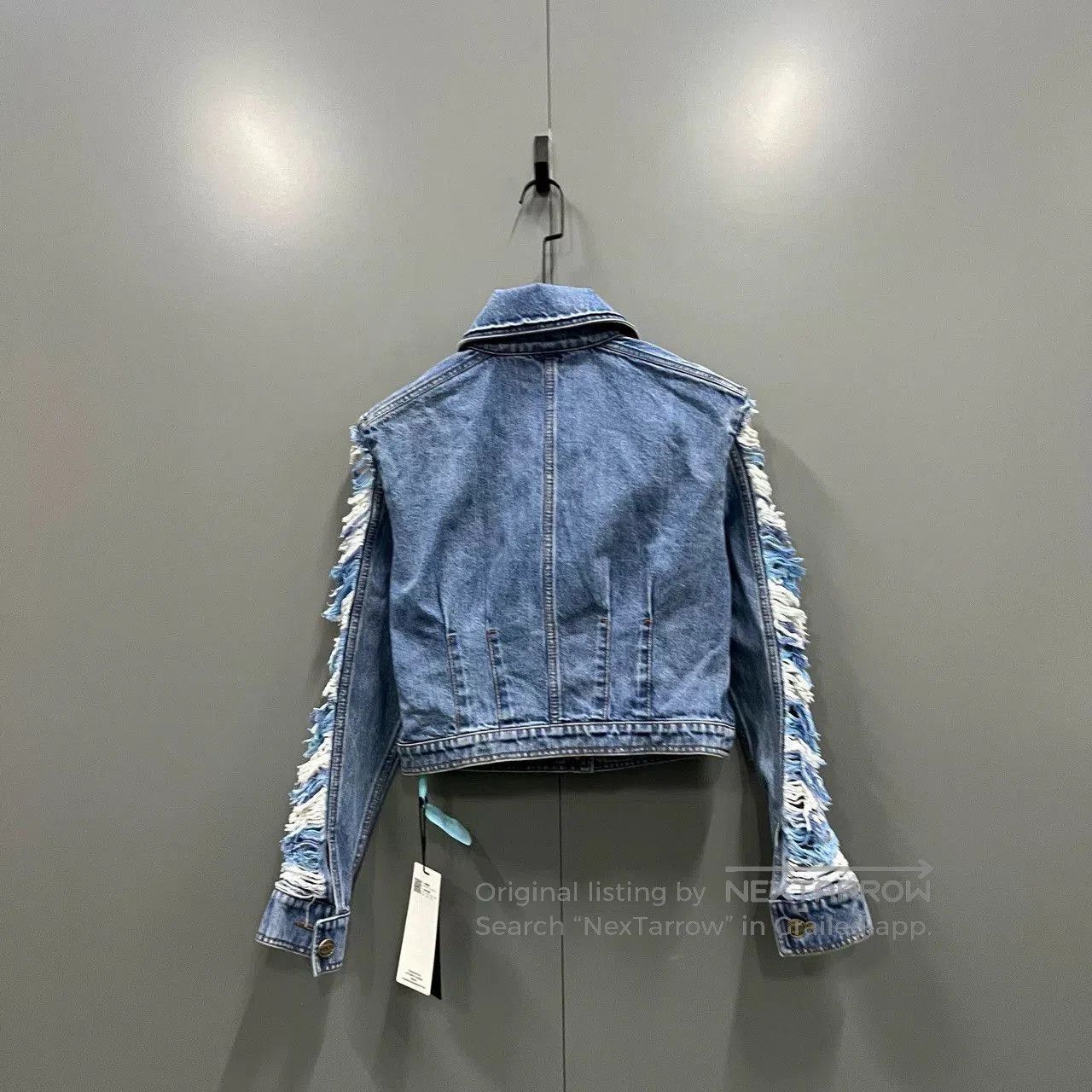 Chanel chanel blue distressed denim jacket. Size S / US 4 / IT 40 - 2 Thumbnail