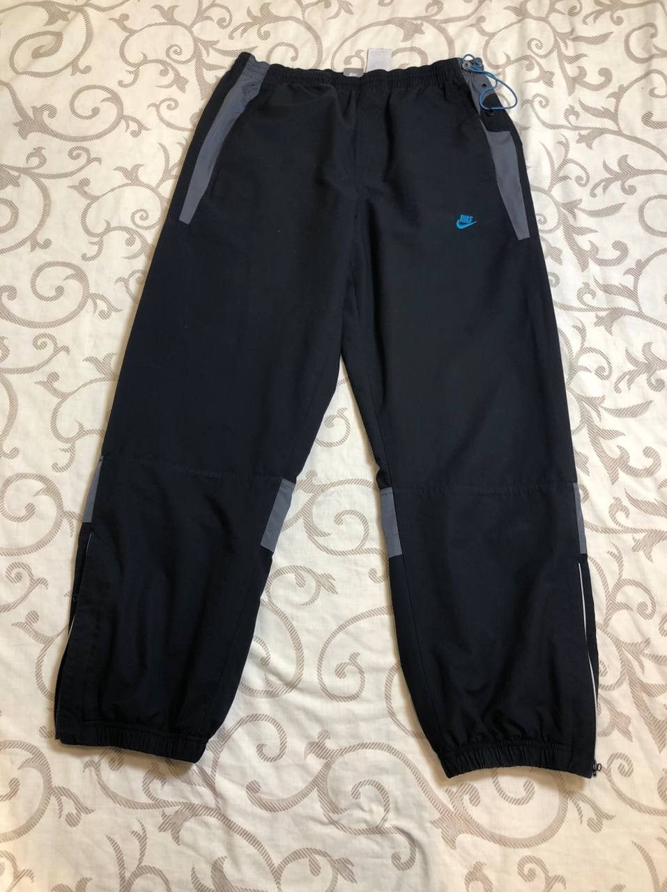 Nike Nike Track Pants Stretch Straight Leg Baggy Size US 34 / EU 50 - 1 Thumbnail