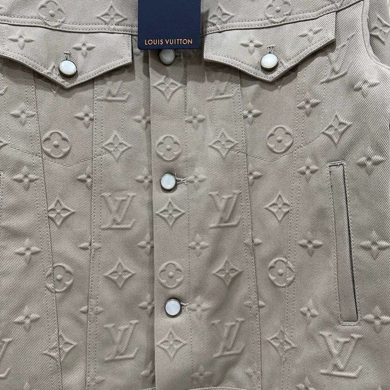 Louis Vuitton Louis Vuitton Embossed full print denim jacket 2505-Nextarr Size US M / EU 48-50 / 2 - 4 Thumbnail