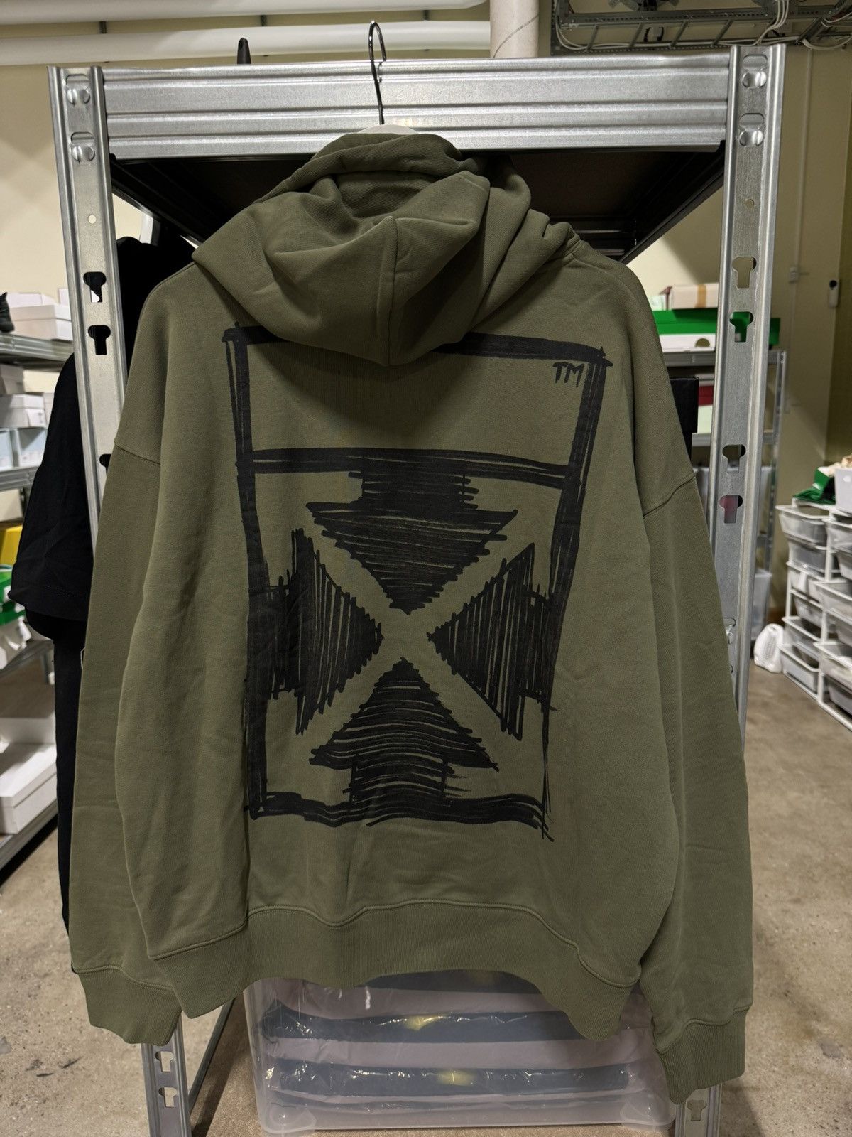 Off white marker arrows hoodie hotsell