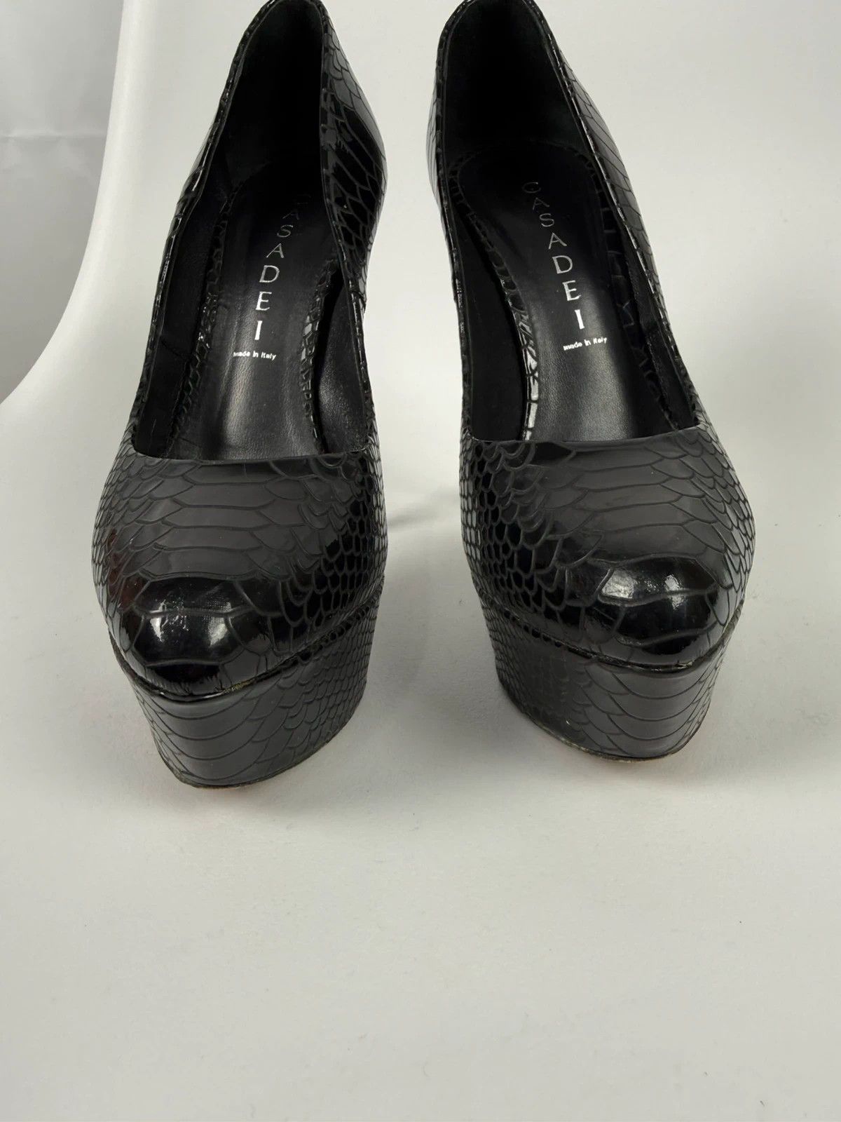 Casadei Casadei Embossed Platform Heels size 36 Size US 6 / IT 36 - 6 Thumbnail