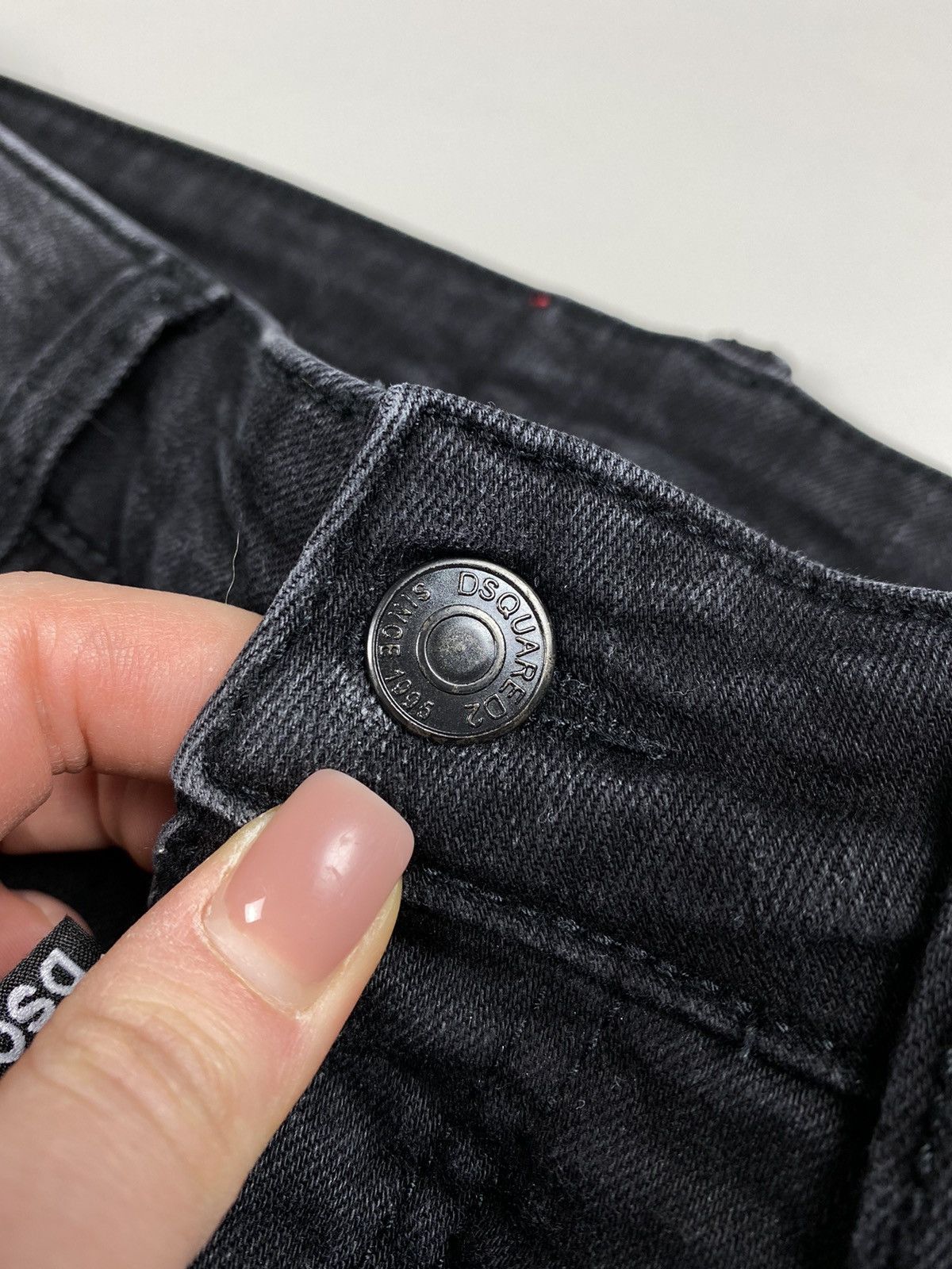 Dsquared2 Dsquared ladies skinny Dan Jean distressed denim jeans Size 30" / US 8 / IT 44 - 14 Thumbnail