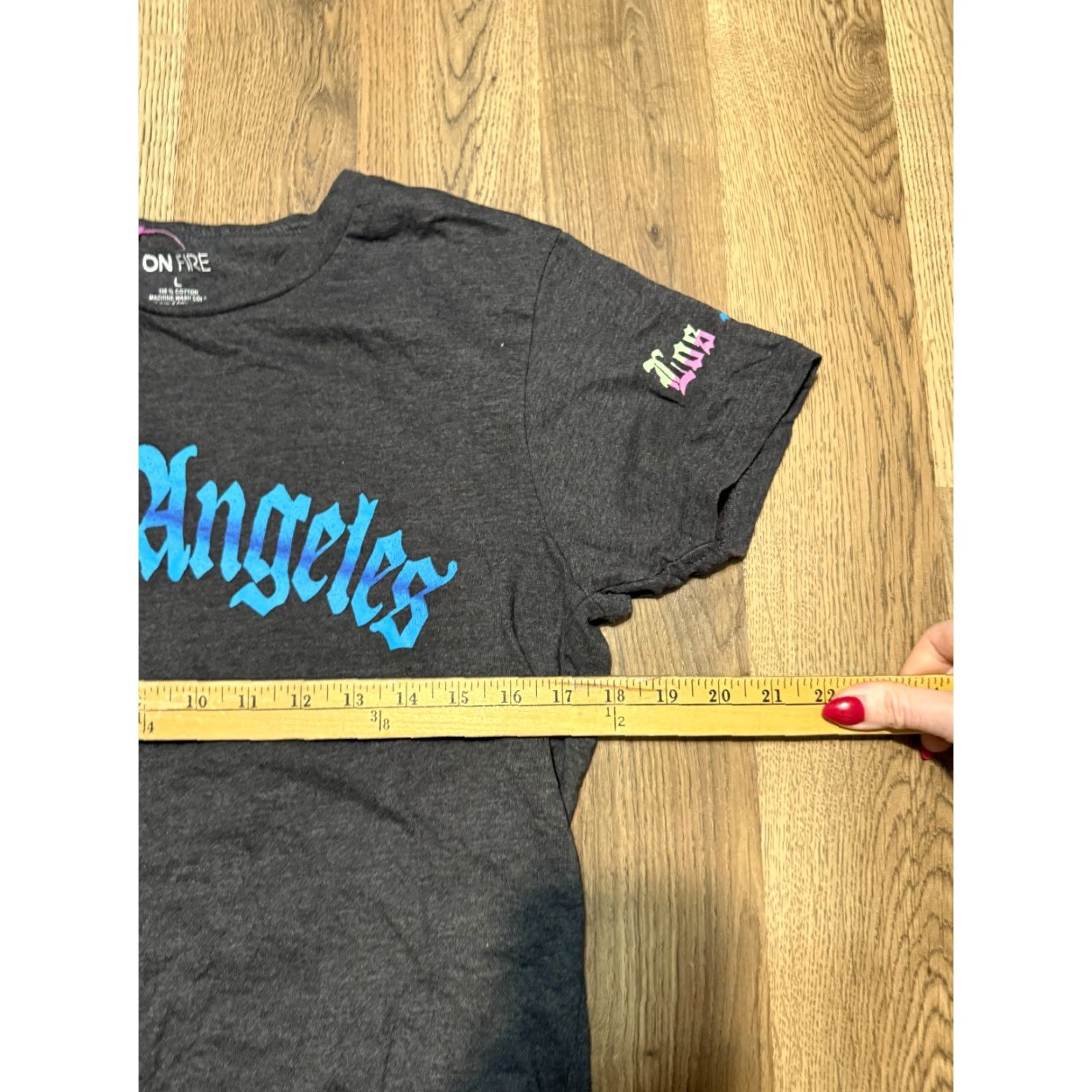 Vintage On Fire Shirt Women's Large Gray Los Angeles Graphic Print T-Shirt Size L / US 10 / IT 46 - 7 Thumbnail