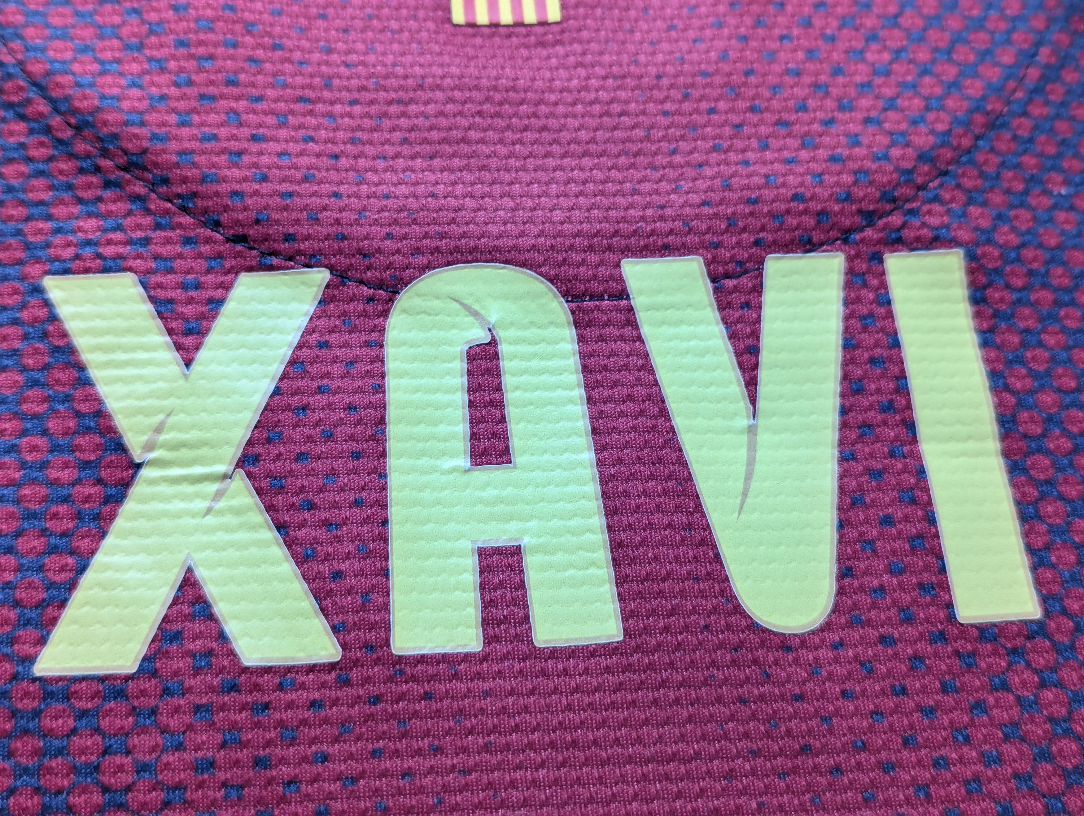 Nike FC BARCELONA 2012/2013 HOME FOOTBALL SHIRT JERSEY XAVI #6 Size US XL / EU 56 / 4 - 15 Thumbnail