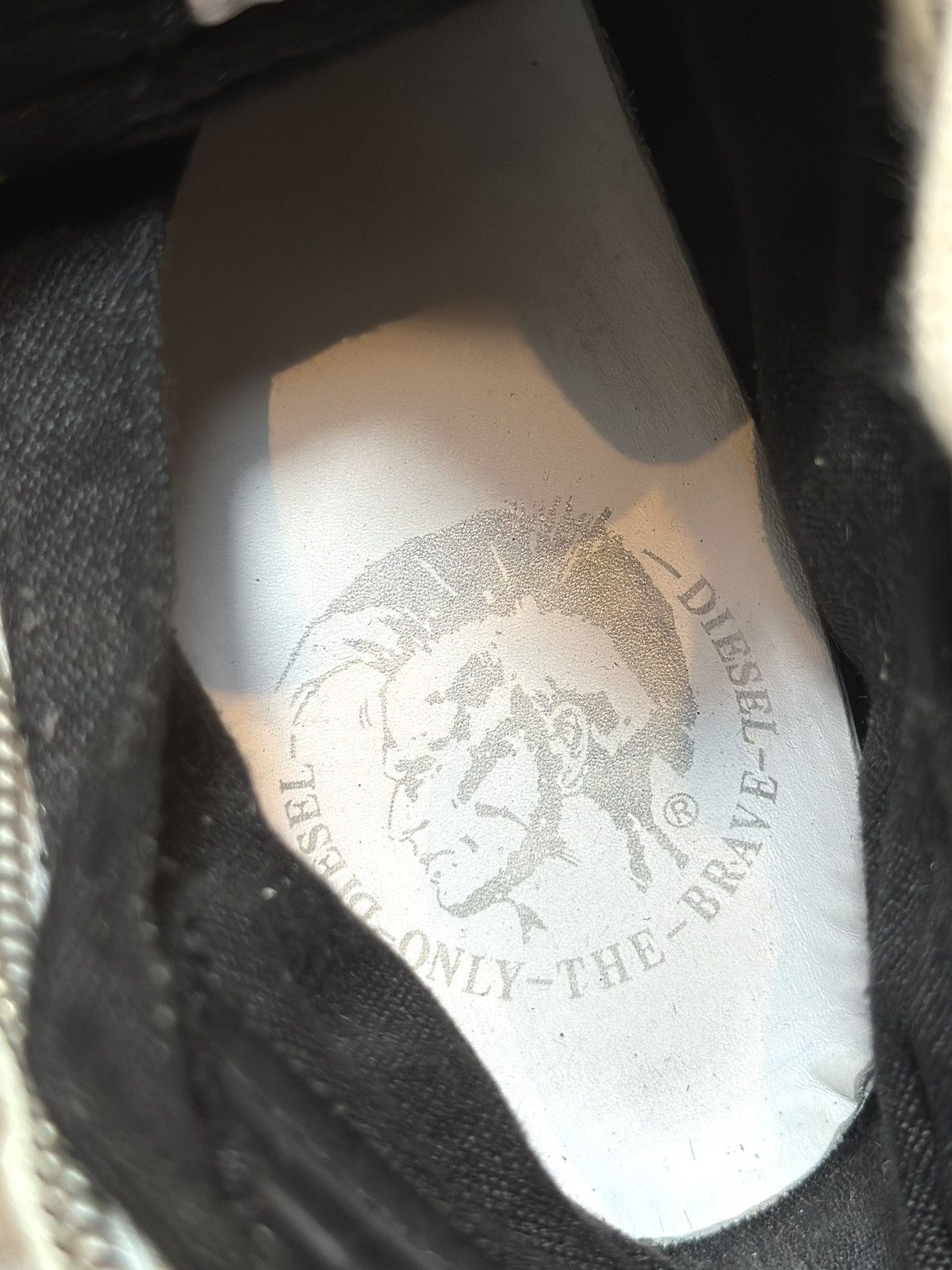 Diesel (FW18) D-STRING PLUS HI TOP Size US 8.5 / EU 41-42 - 10 Thumbnail